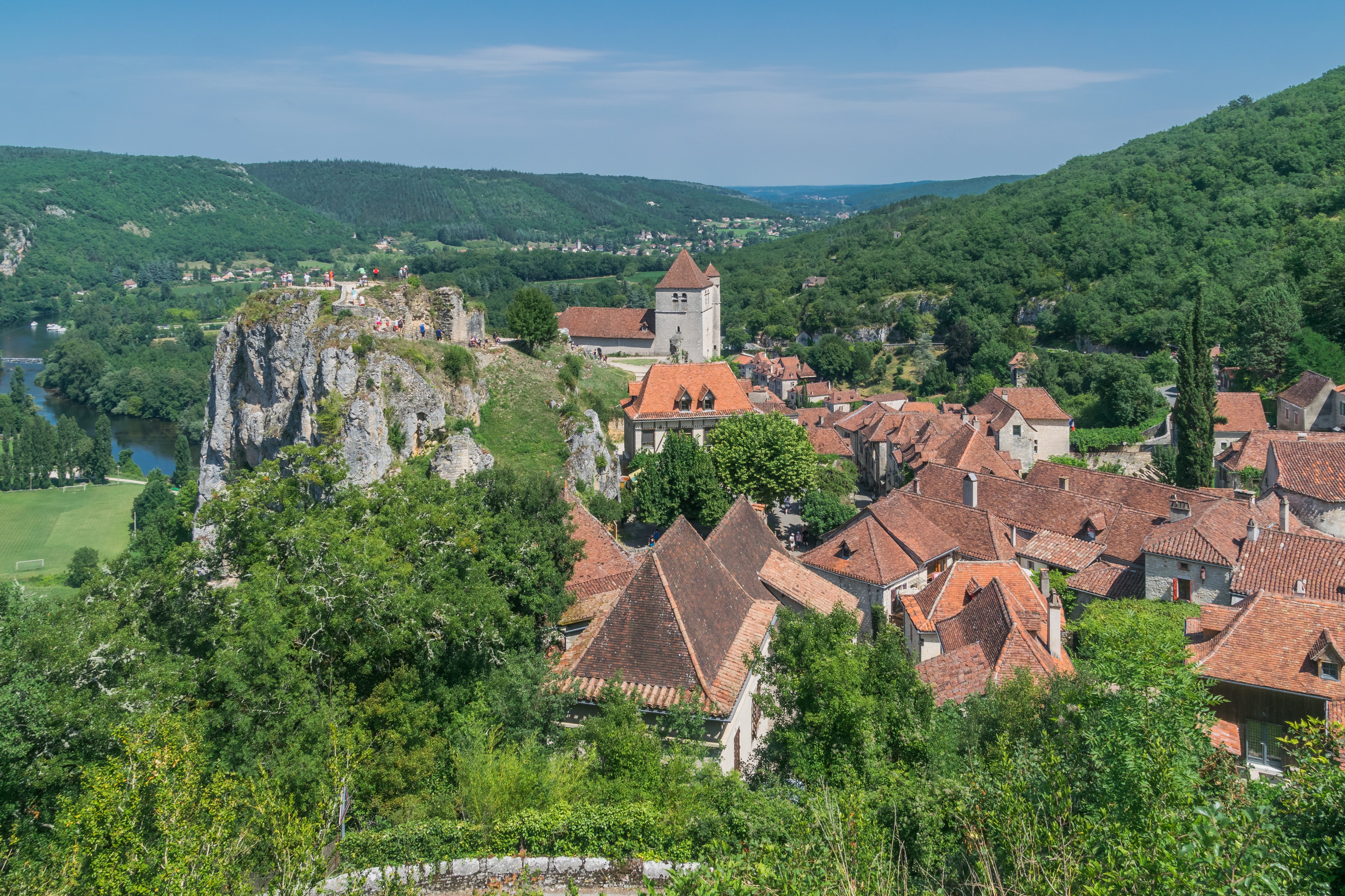 View of Saint-Cirq-Lapopie 02