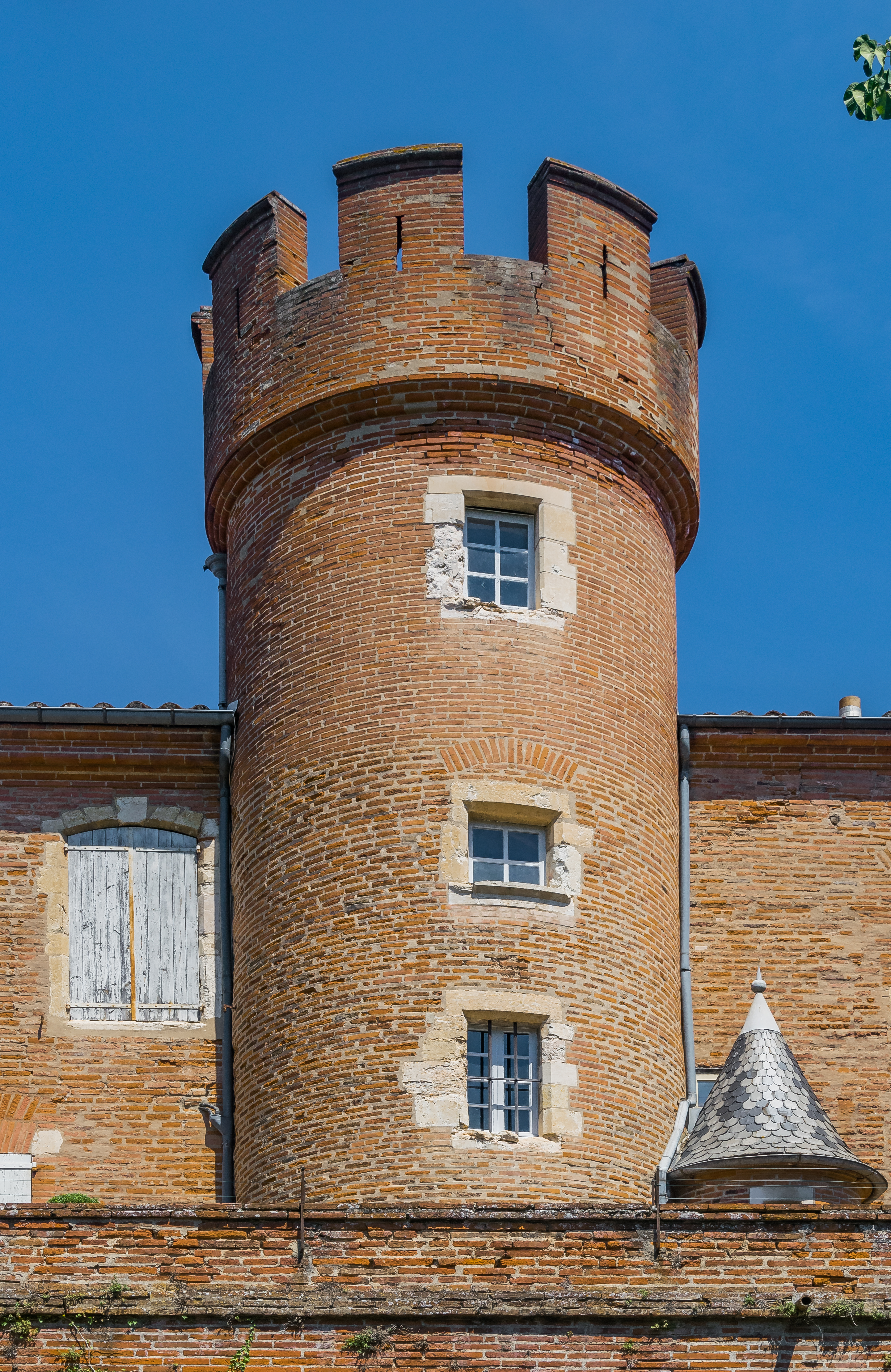 Turret of Hôtel du Bosc 01