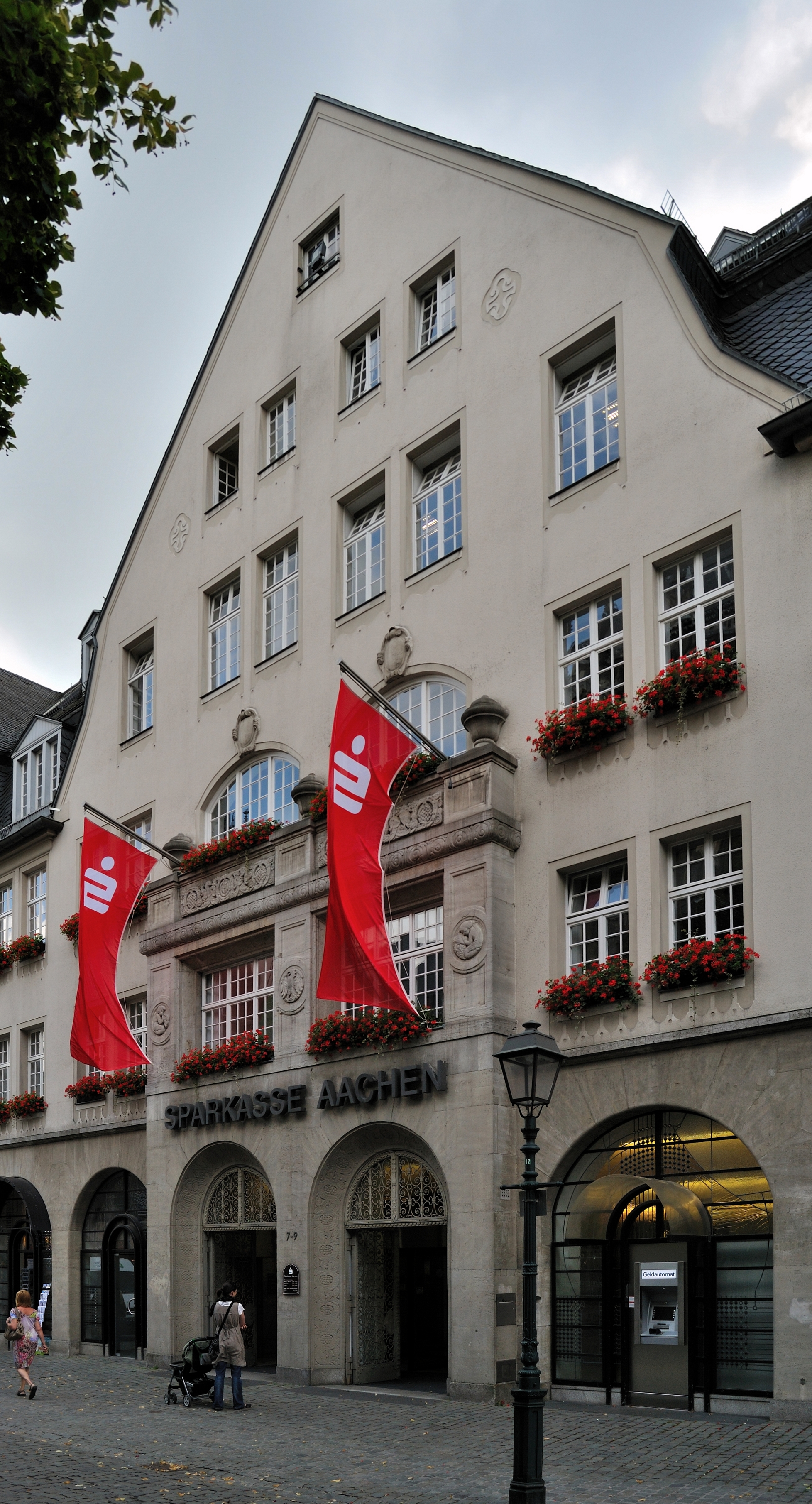 Aachen, Sparkasse, 2011-07 CN-01