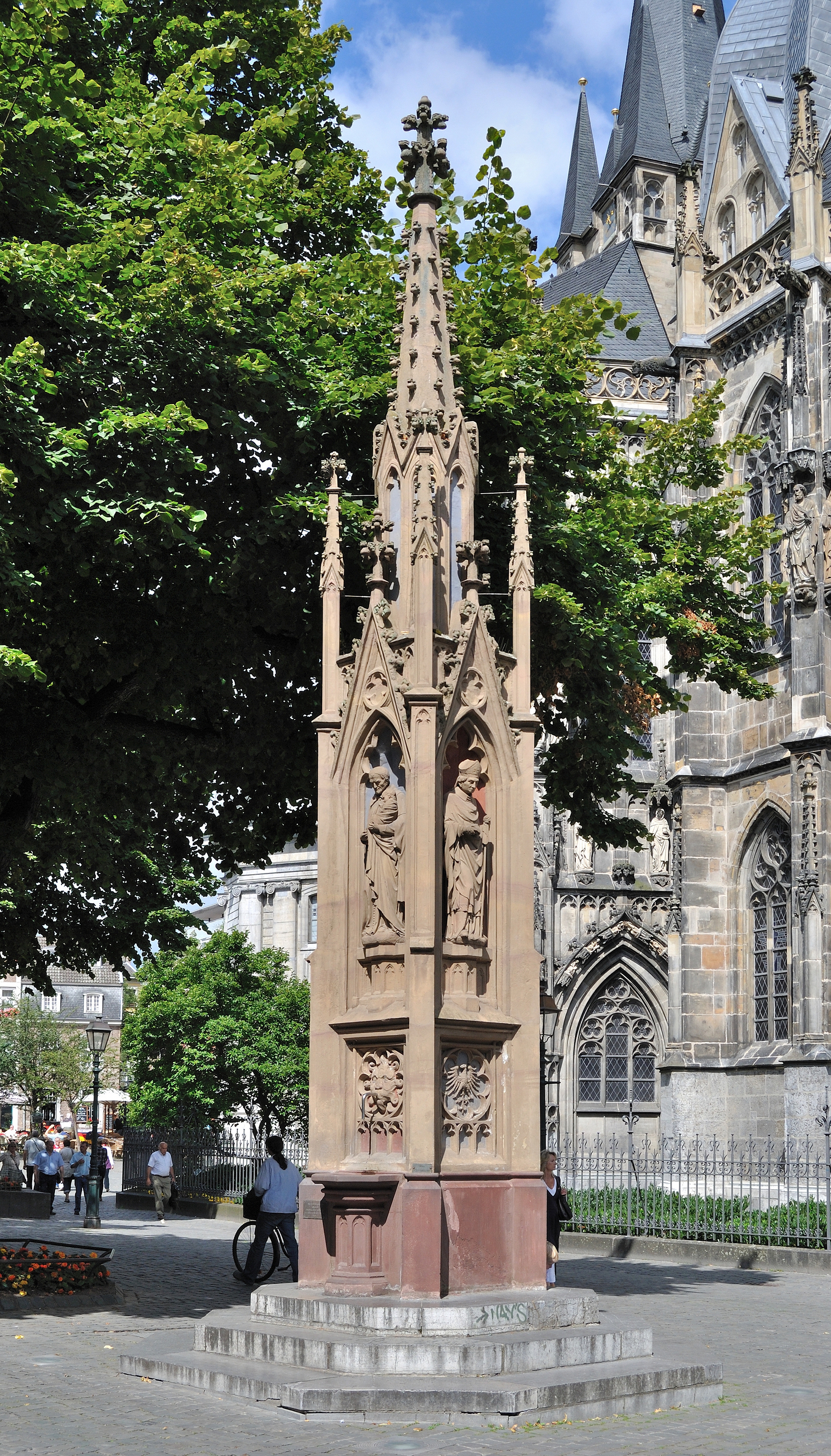 Aachen, Vinzenzbrunnen, 2011-07 CN-01