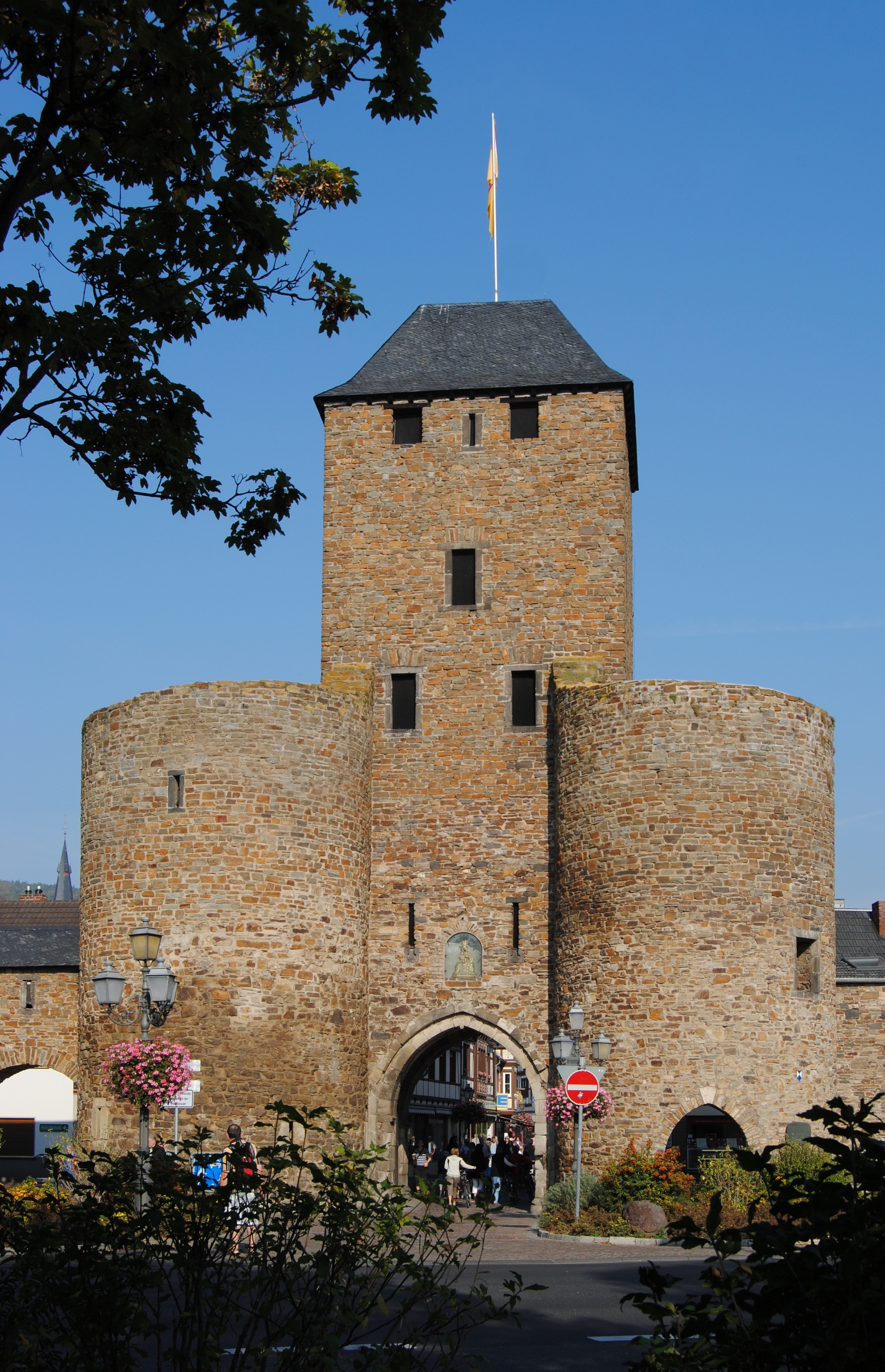 Ahrweiler, Ahrtor, 2011-10 CN-01