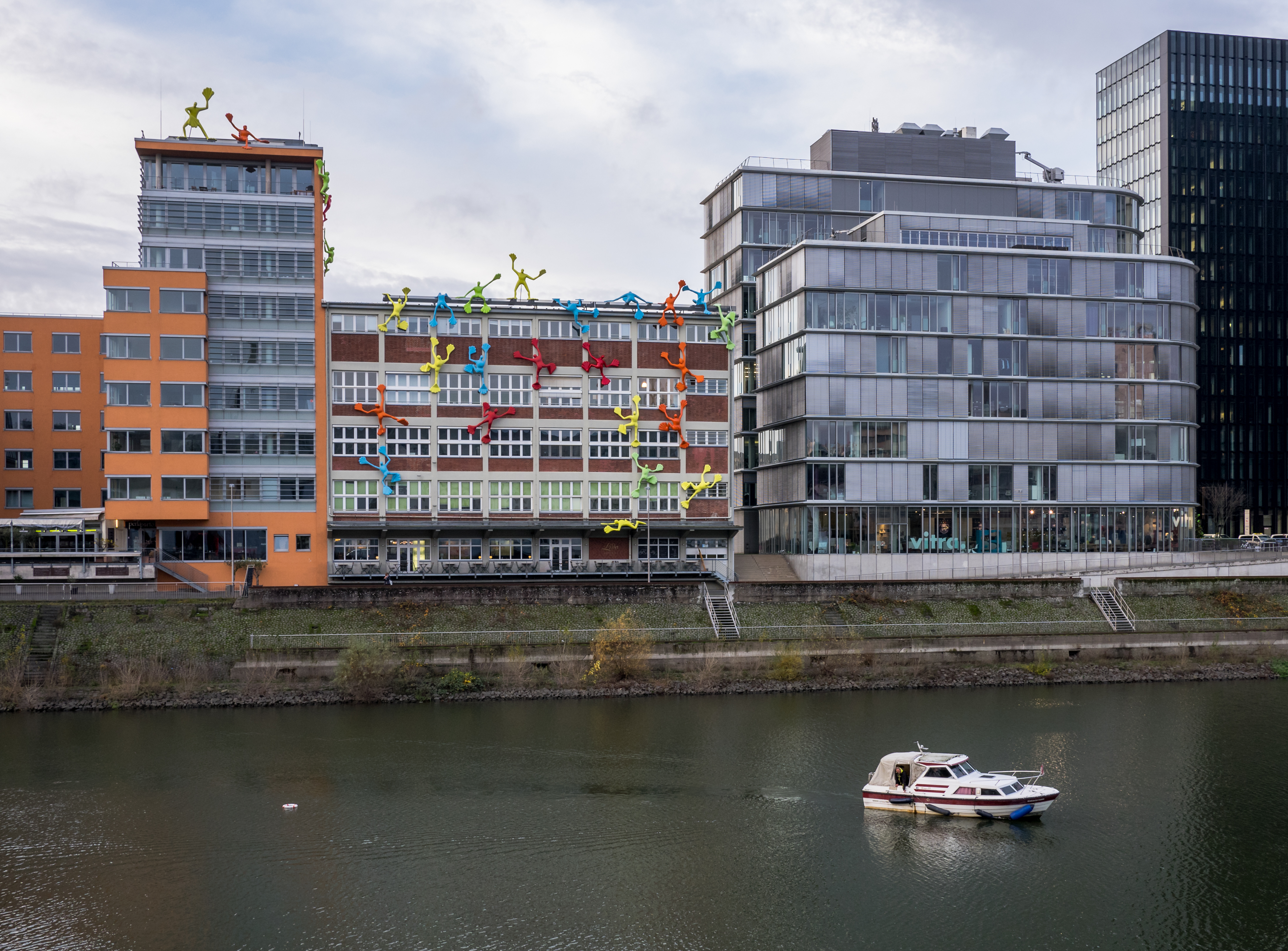 Düsseldorf - Hafen - Julo-Levin-Ufer 02
