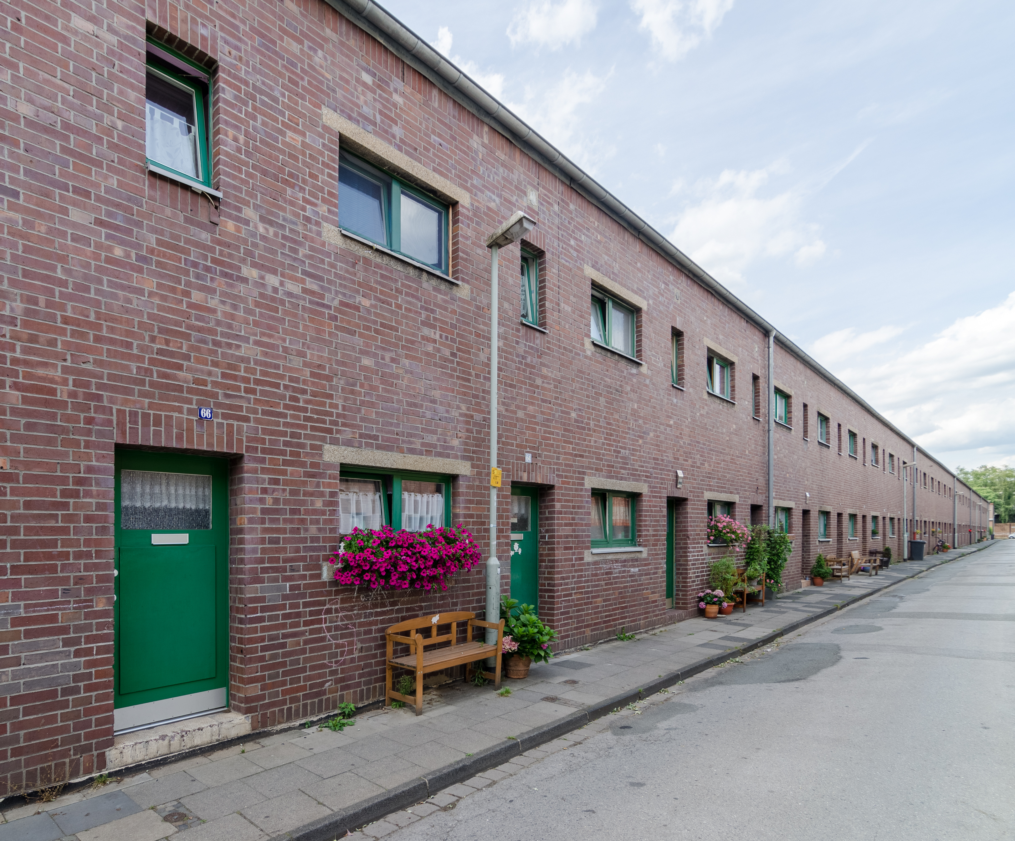 Duisburg, Dickelsbachsiedlung, 2015-07 CN-03