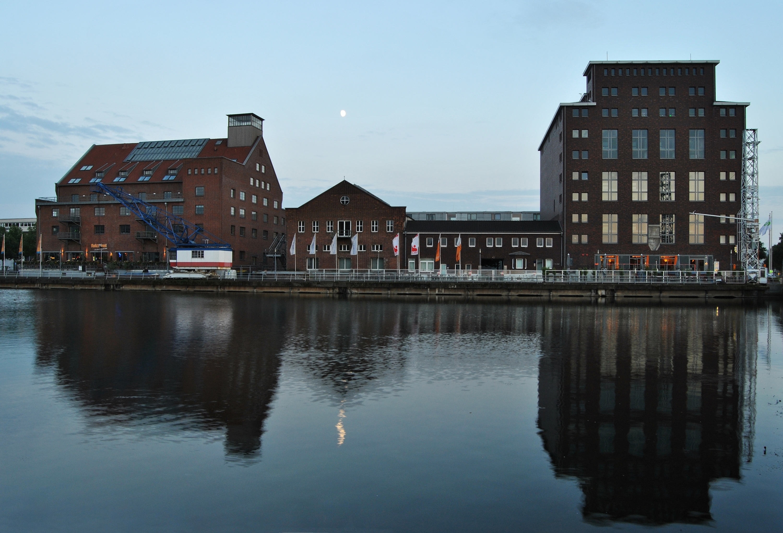 Duisburg Innenhafen bei Nacht, CN III