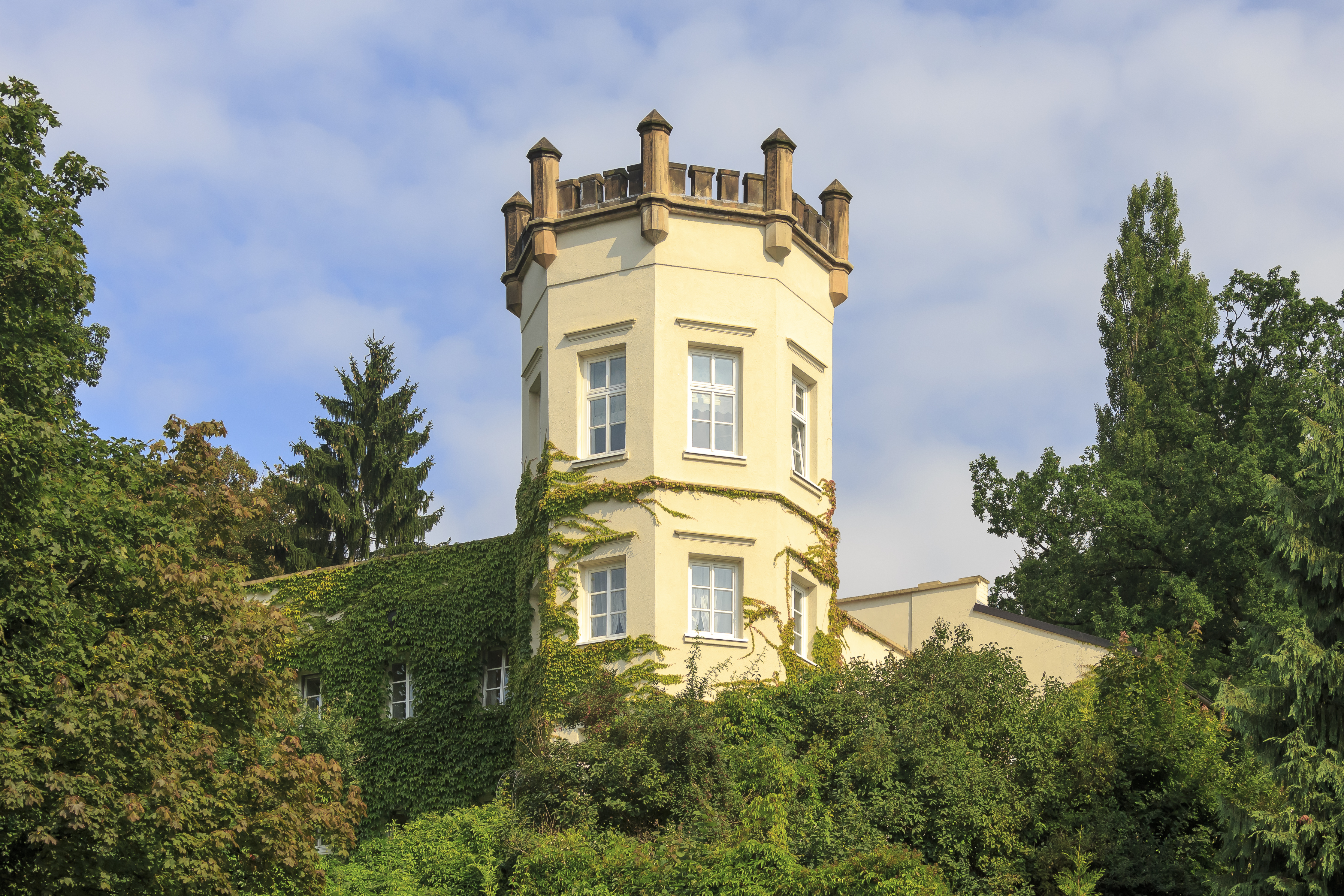 Eisenach Germany Villa-Elisabeth-Reuterweg-1-01