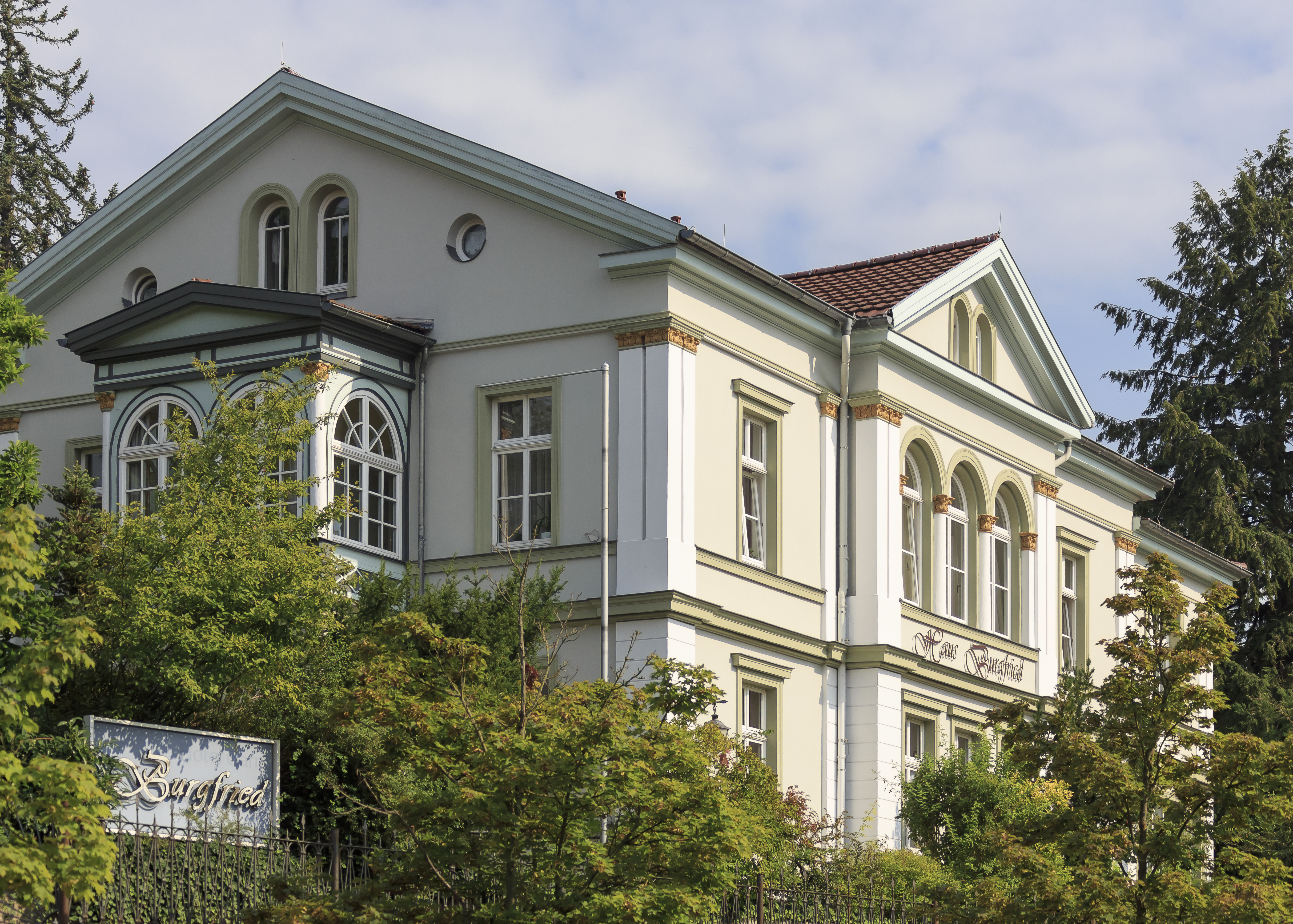 Eisenach Germany Villa-Herr-Marienstraße-60-01
