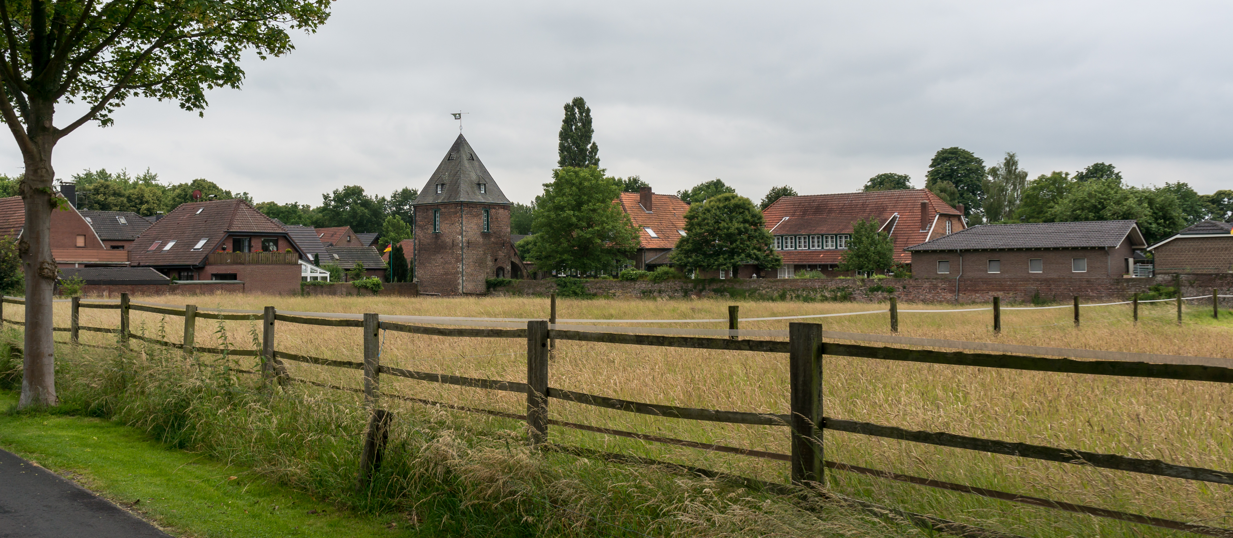 Hünxe, Krudenburg -- 2014 -- 00630