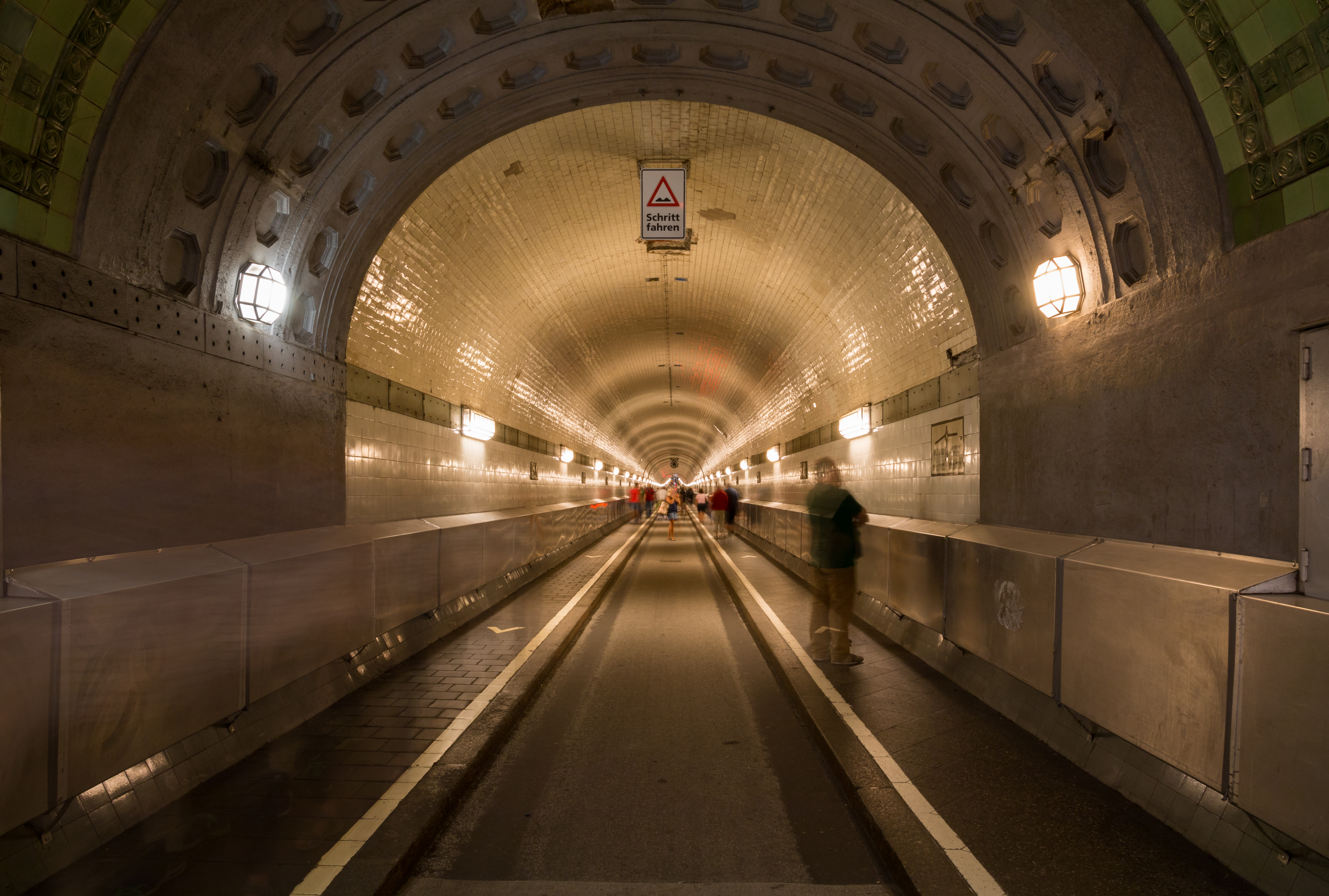 Hamburg, St.-Pauli-Elbtunnel -- 2016 -- 3103