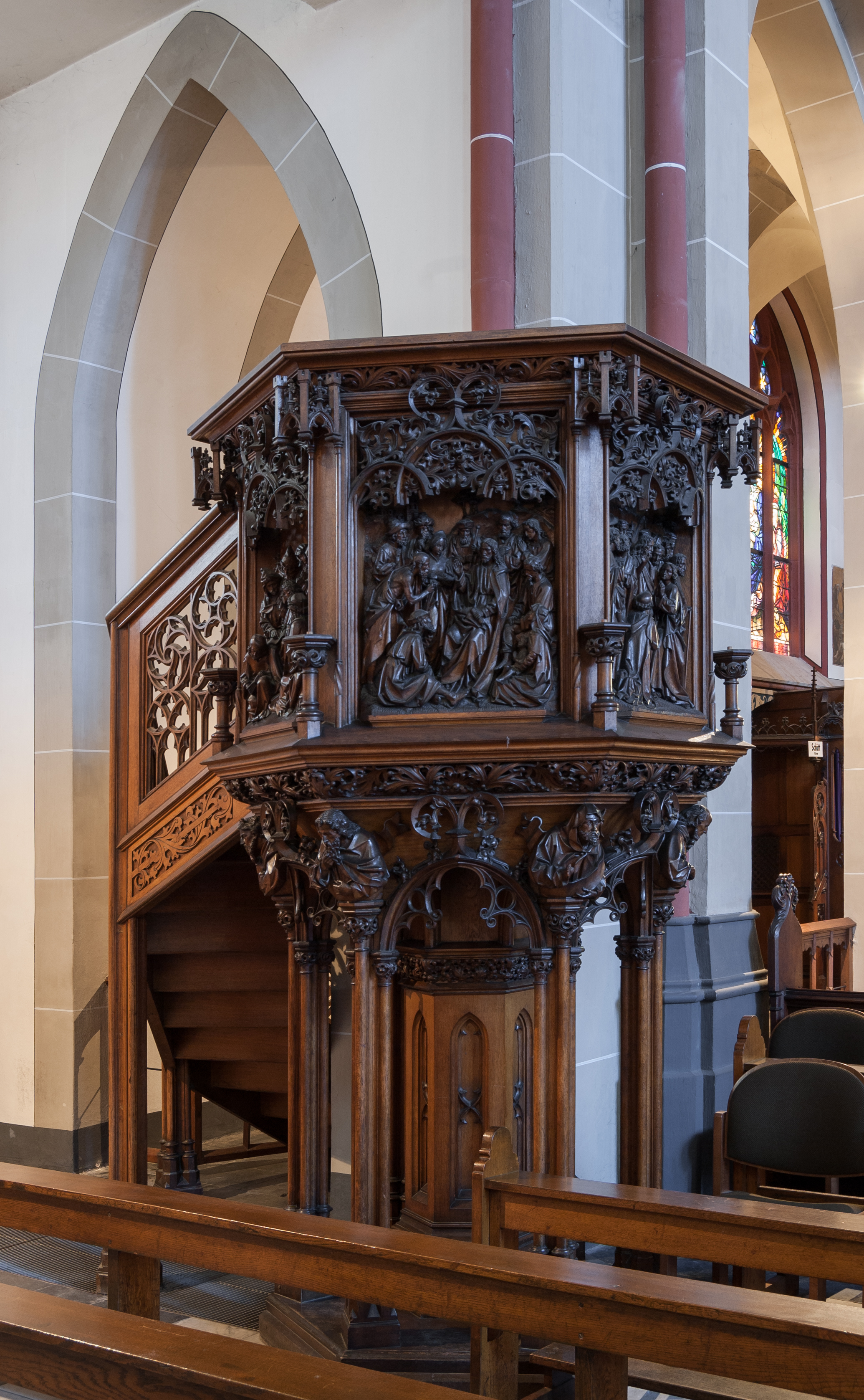 Krefeld, Hüls, St. Cyriakus, 2012-09 CN-09