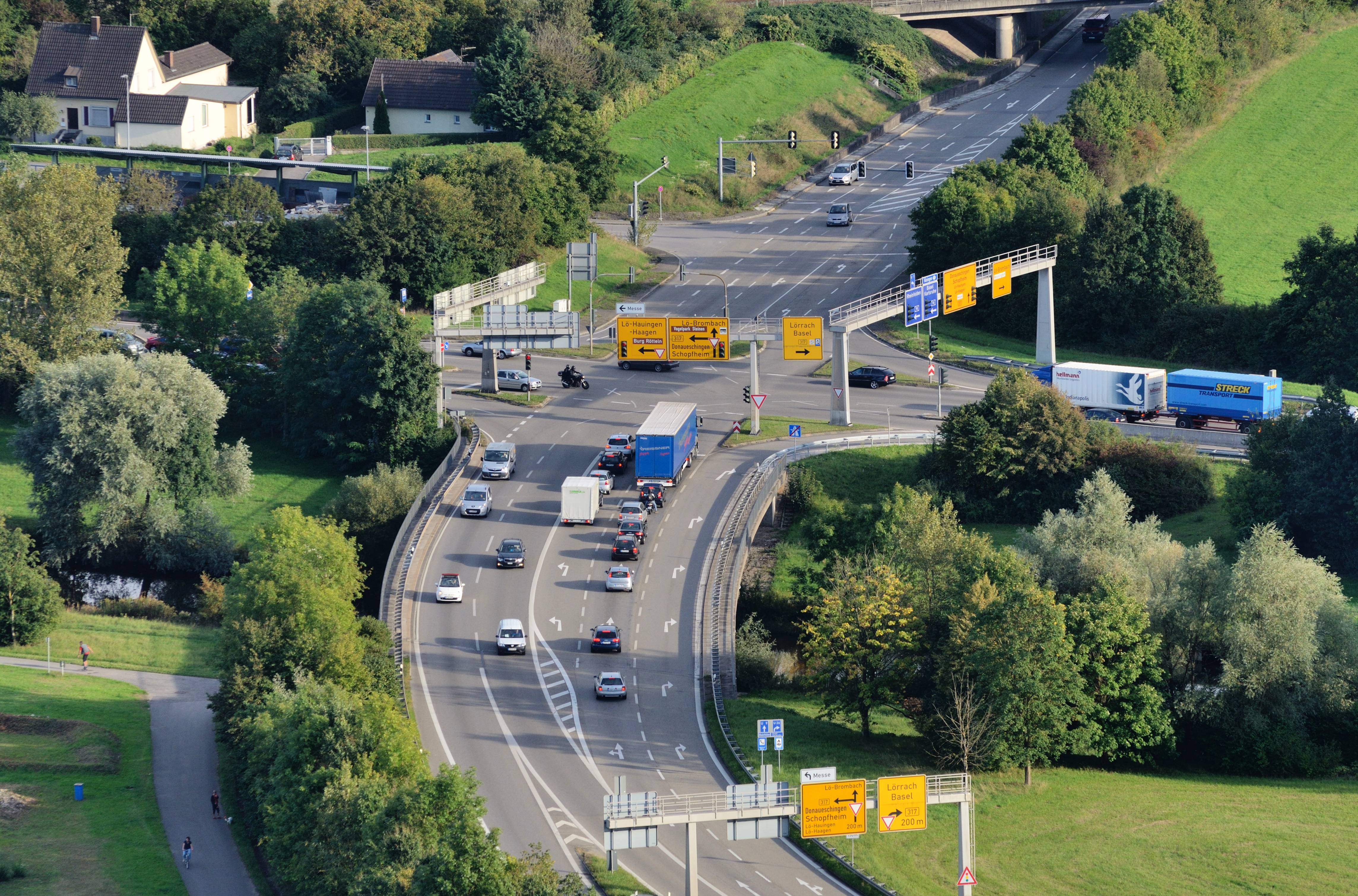 Lörrach - Kreuzung B317