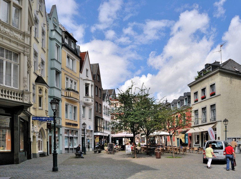 Aachen, Münsterplatz, 2011-07 CN-01