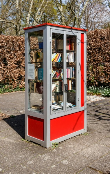 Bookcase - Stadtgarten Karlsruhe