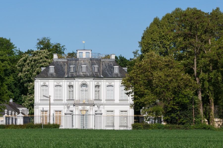 Brühl Germany Schloss-Falkenlust-01