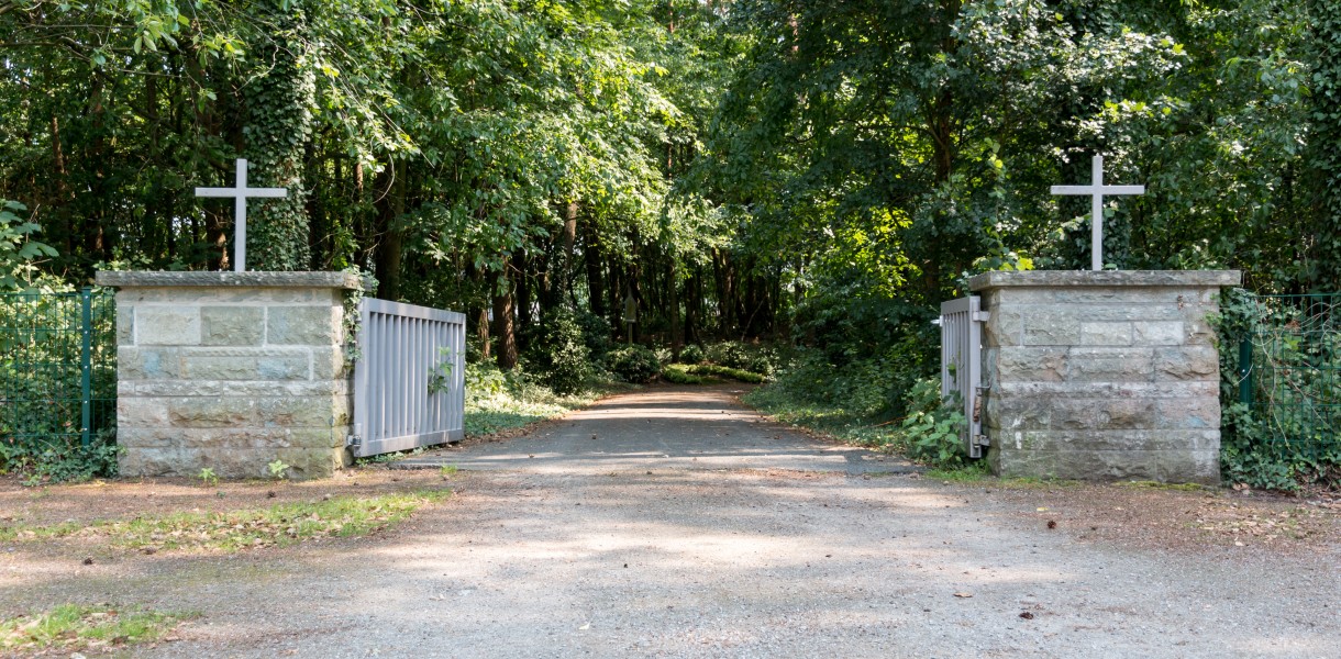 Dülmen, Hausdülmen, Friedhof, Eingang -- 2015 -- 7341