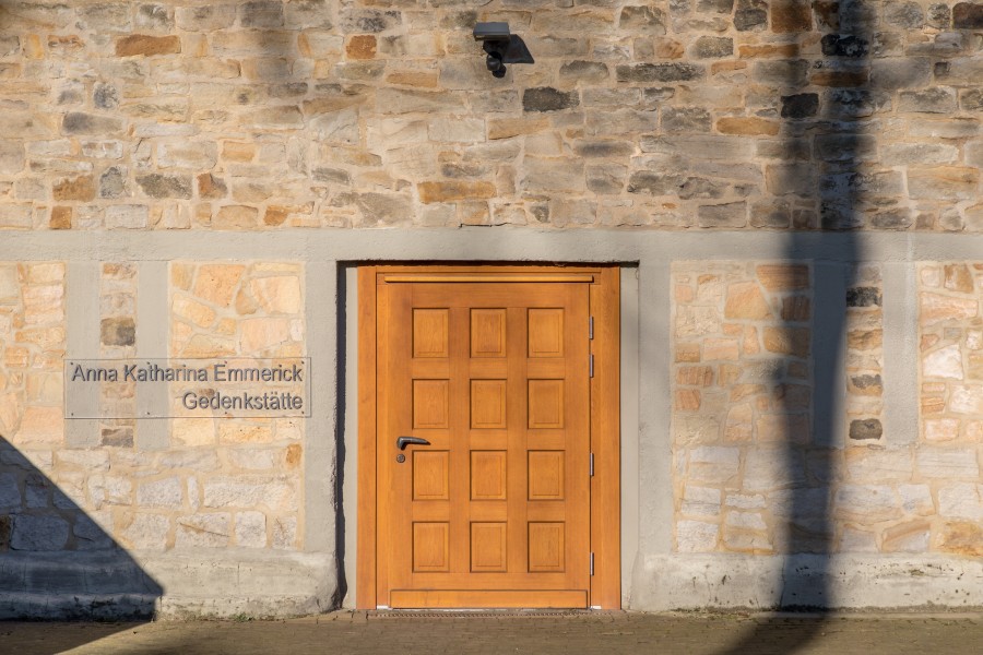 Dülmen, Heilig-Kreuz-Kirche, Anna-Katharina-Emmerick-Gedenkstätte -- 2018 -- 1413