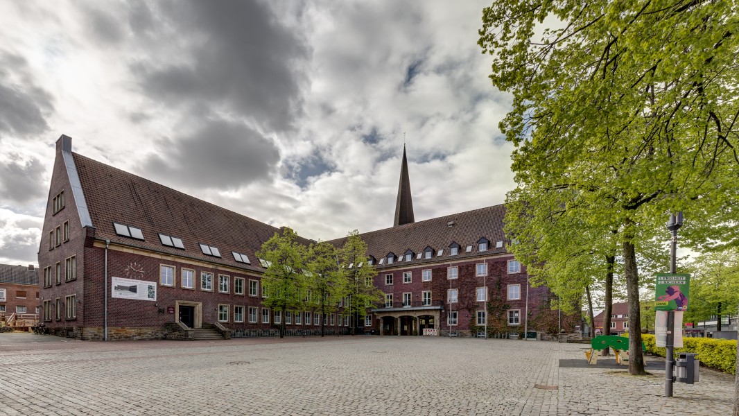 Dülmen, Rathaus -- 2017 -- 6791-7