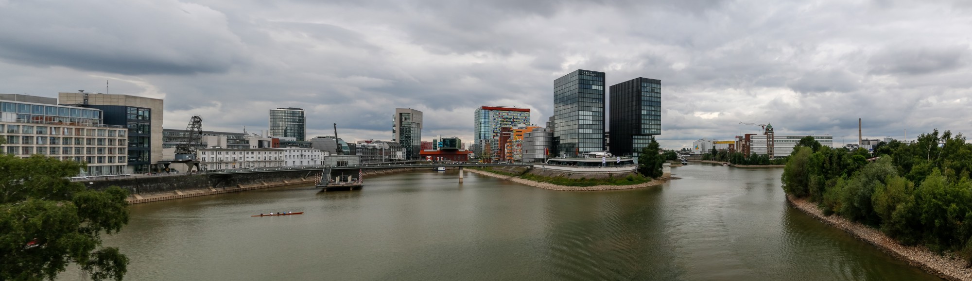 Düsseldorf, Medienhafen -- 2015 -- 8173-4