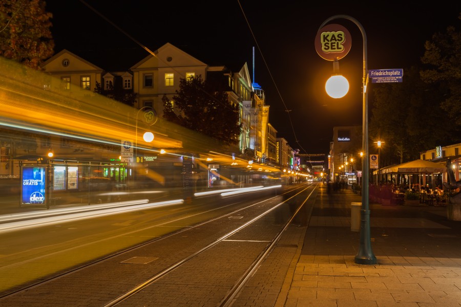 Friedrichsplatz, Kassel, Alemania, 2013-10-19, DD 02