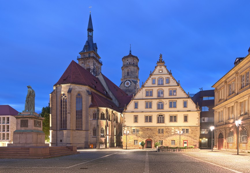 Fruchtkasten und Stiftskirche