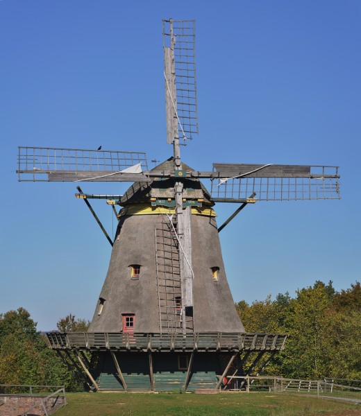 Hessenpark Kappenwindmühle qtl1