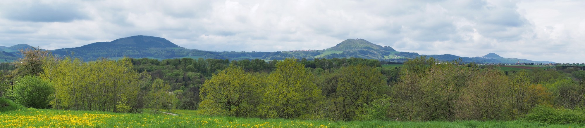 Kaiserberge-Panorama-2013