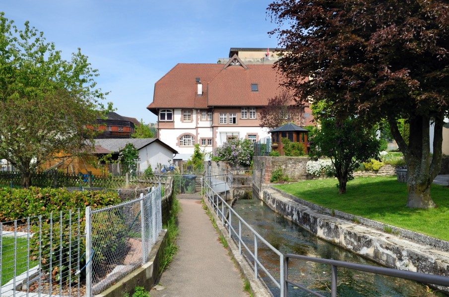 Lörrach-Brombach - Bach an der Ringstraße