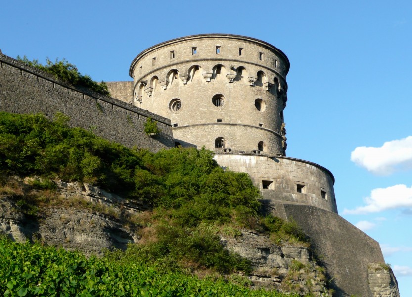 Maschikuliturm