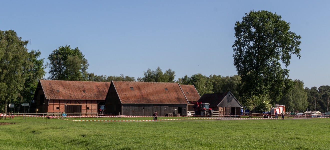 Merfeld, Gebäude an der Wildpferdebahn -- 2014 -- 7886