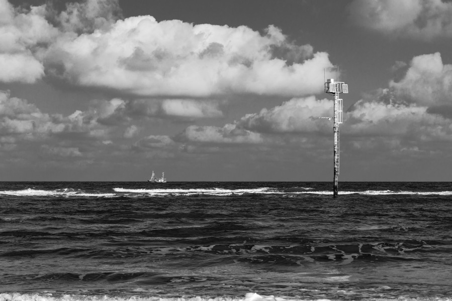 Norderney, Nordsee am Oststrand -- 2016 -- 4759 (bw)