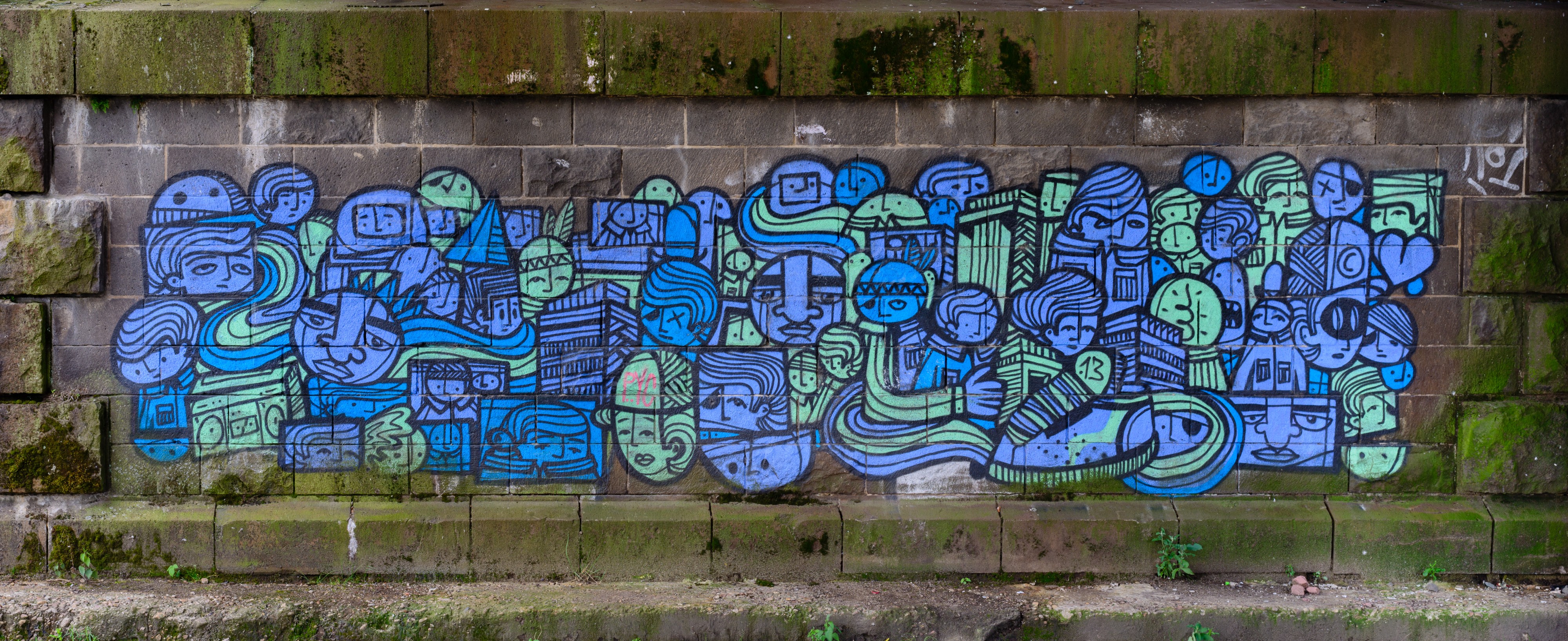 03-05-2014 - Graffiti below a railway bridge - Frankfurt Main - Germany - 01