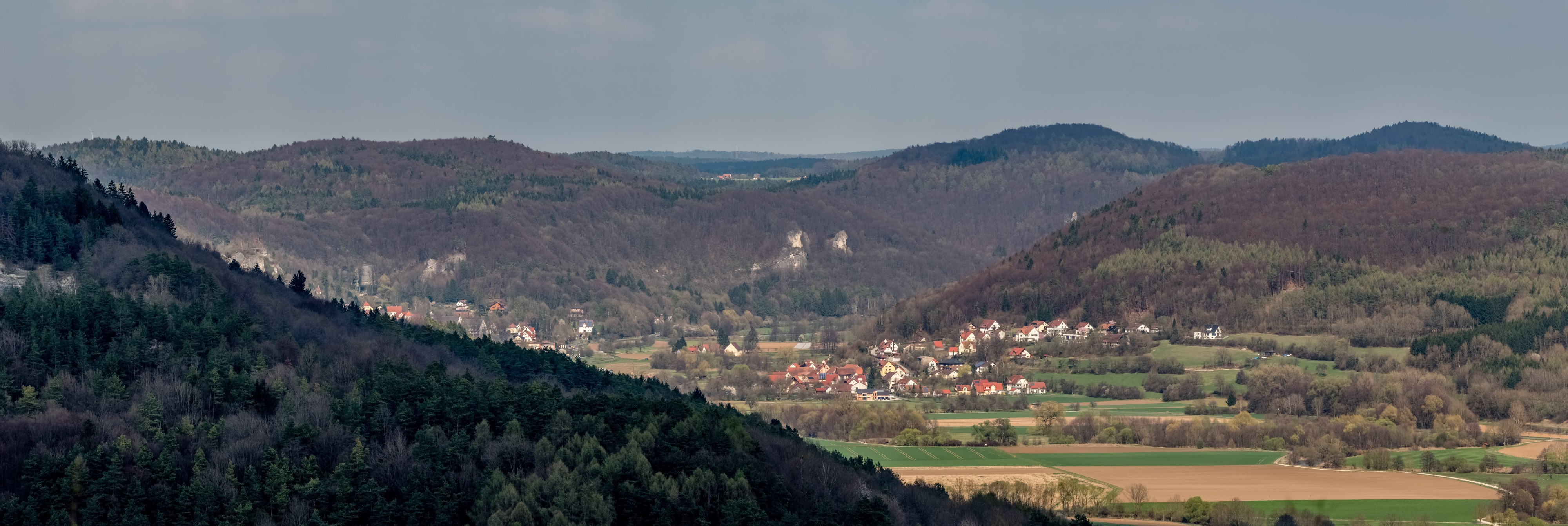 Ebermannstadt Burgstall Niederfellendorf P4RM2340-Pano