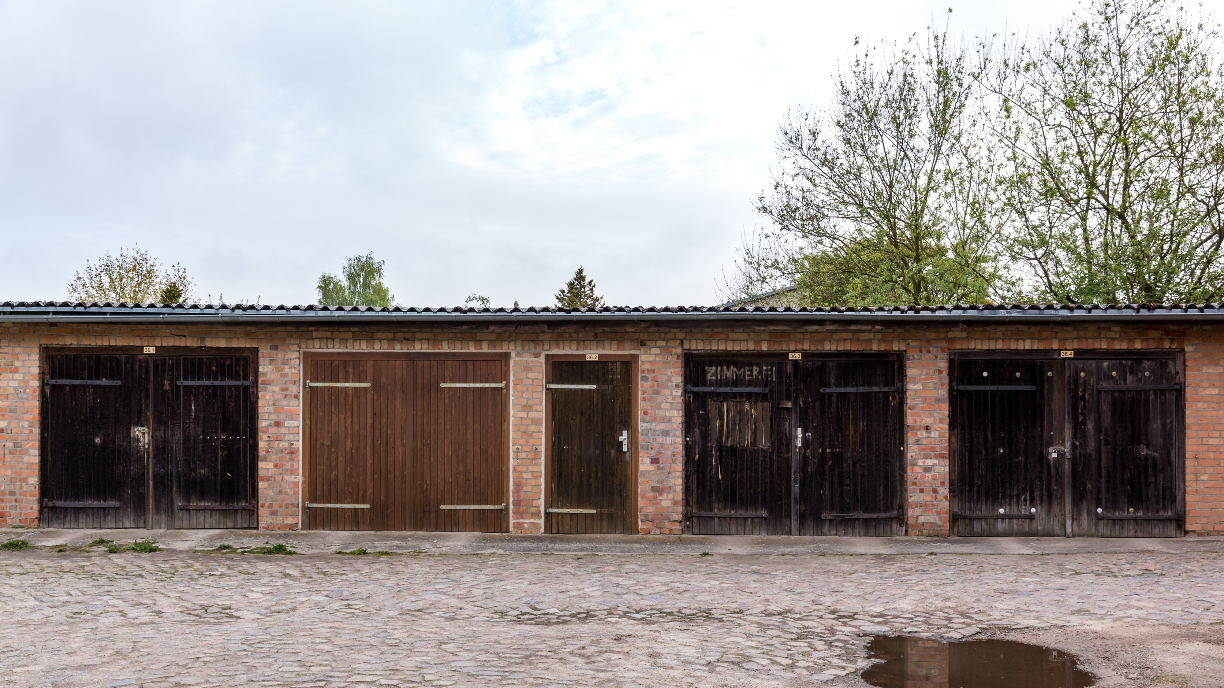 Heiligengrabe, Kloster Stift zum Heiligengrabe, Garagen -- 2017 -- 0132