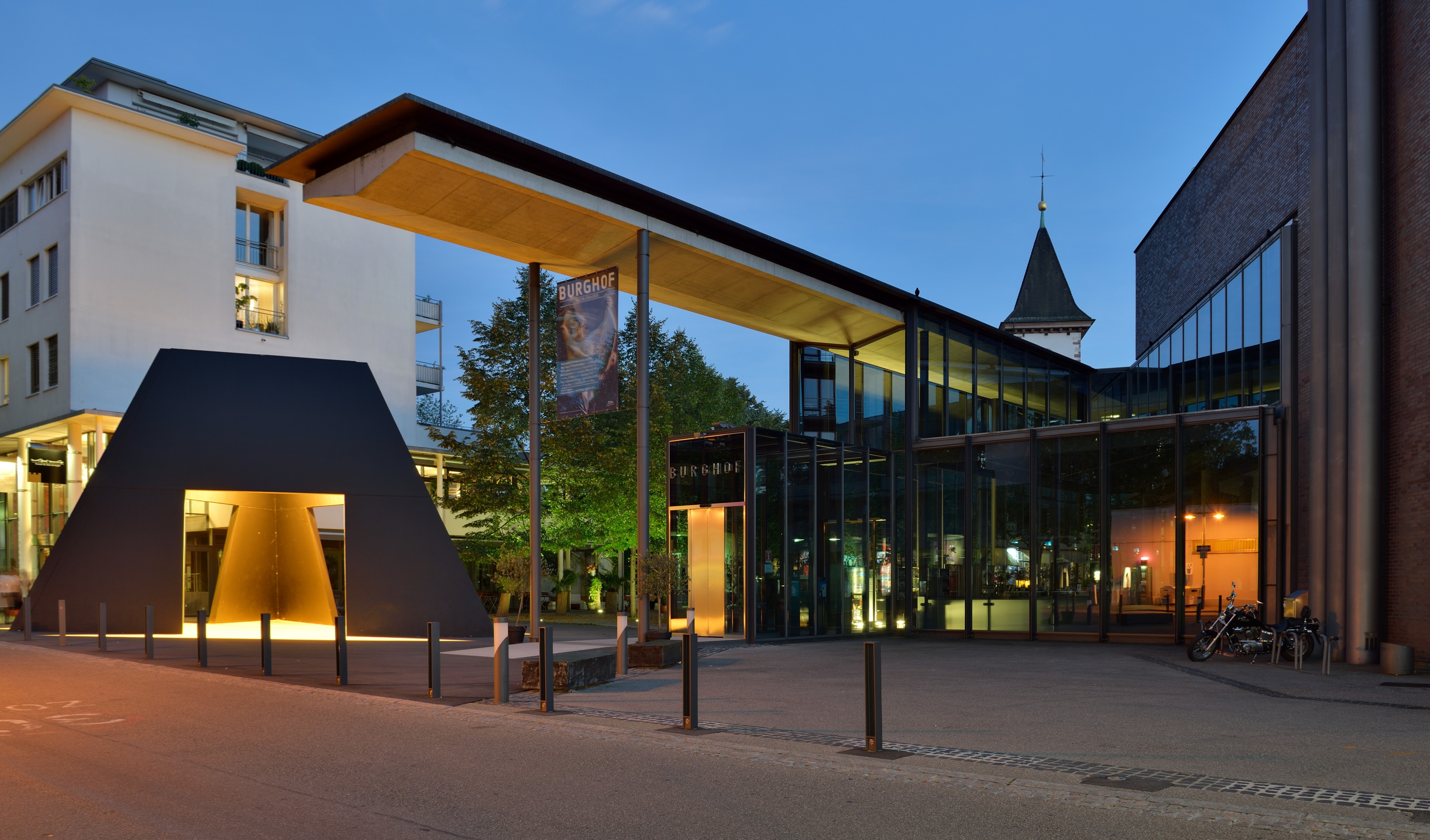 Lörrach - Burghof Lörrach - Abendansicht2