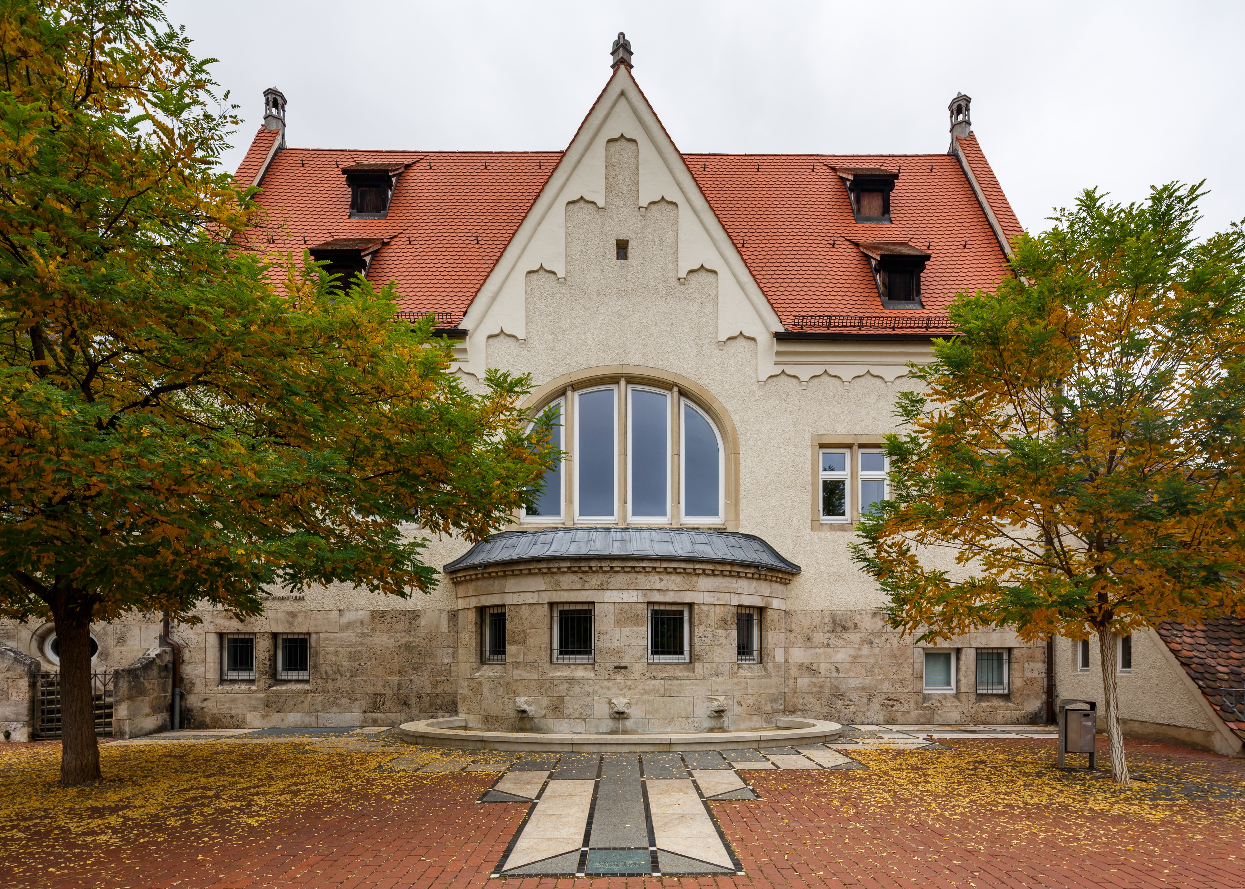 Ulm Germany Former-municipal-indoor-pool-01