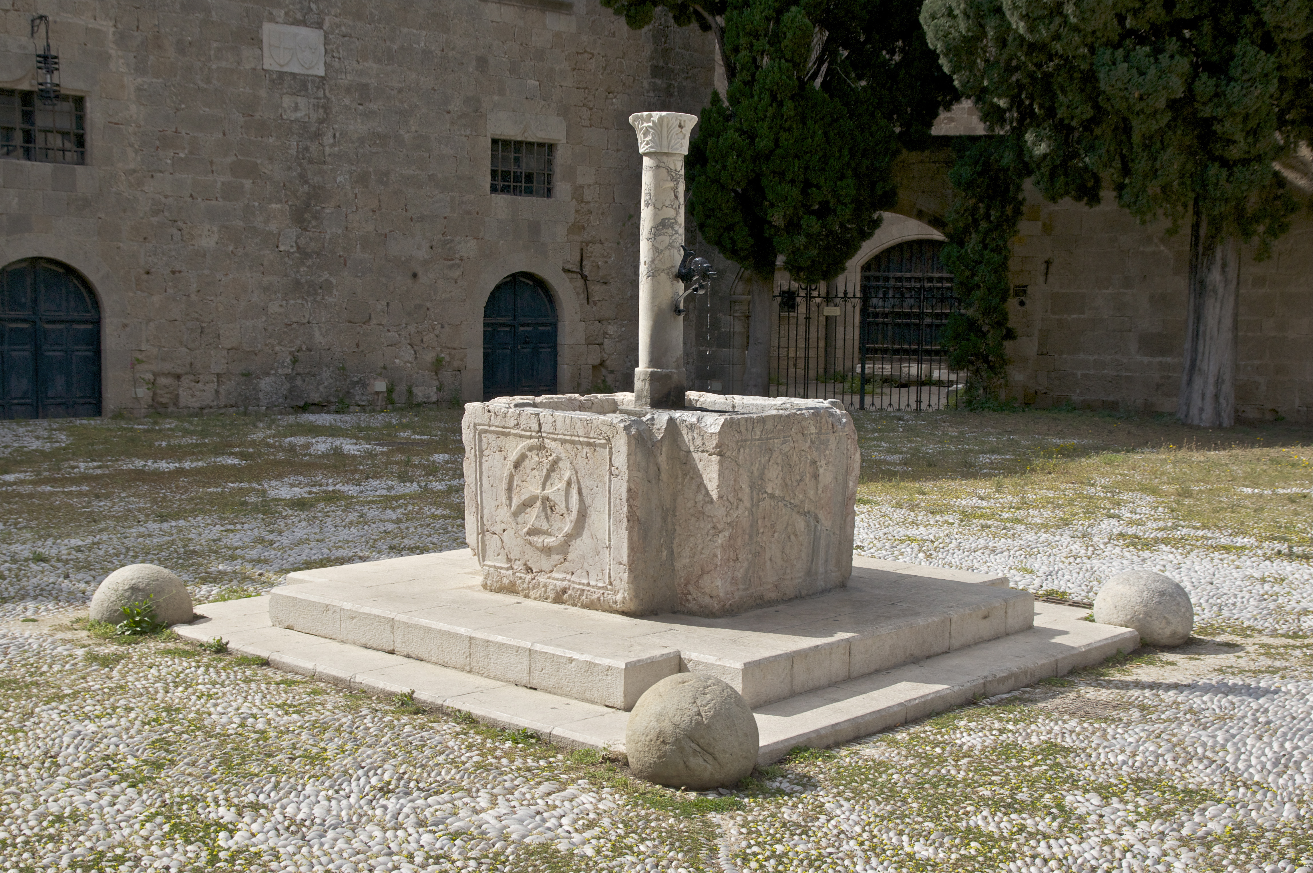 Fountain Rhodes