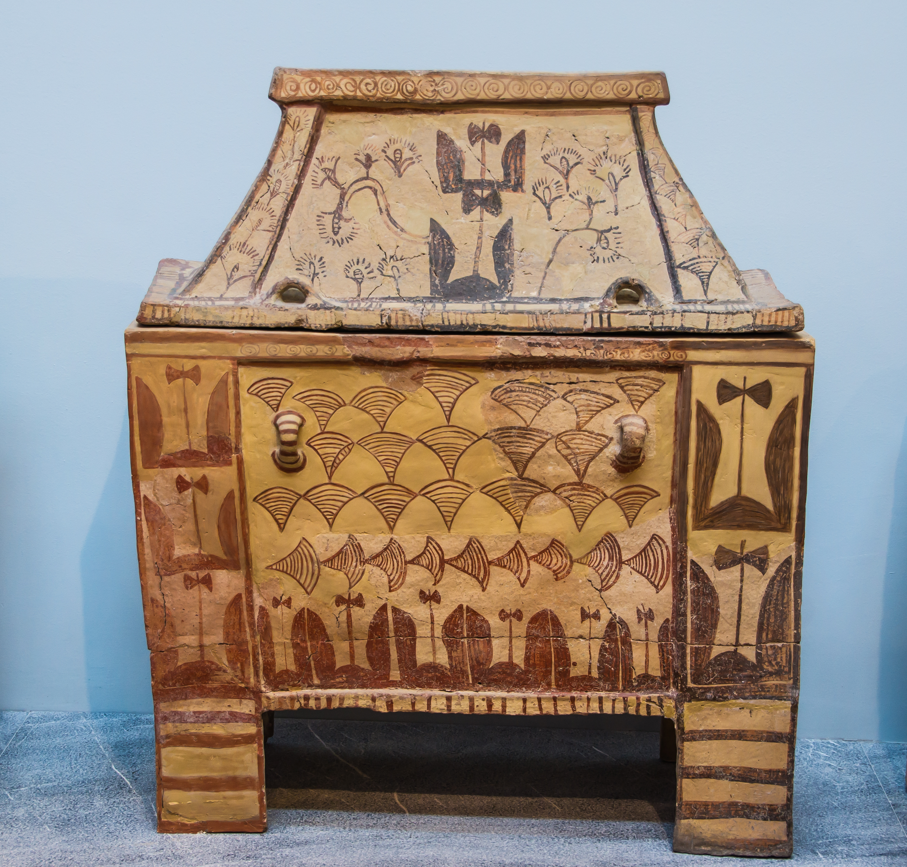 Minoan sarcophagus Heraklion
