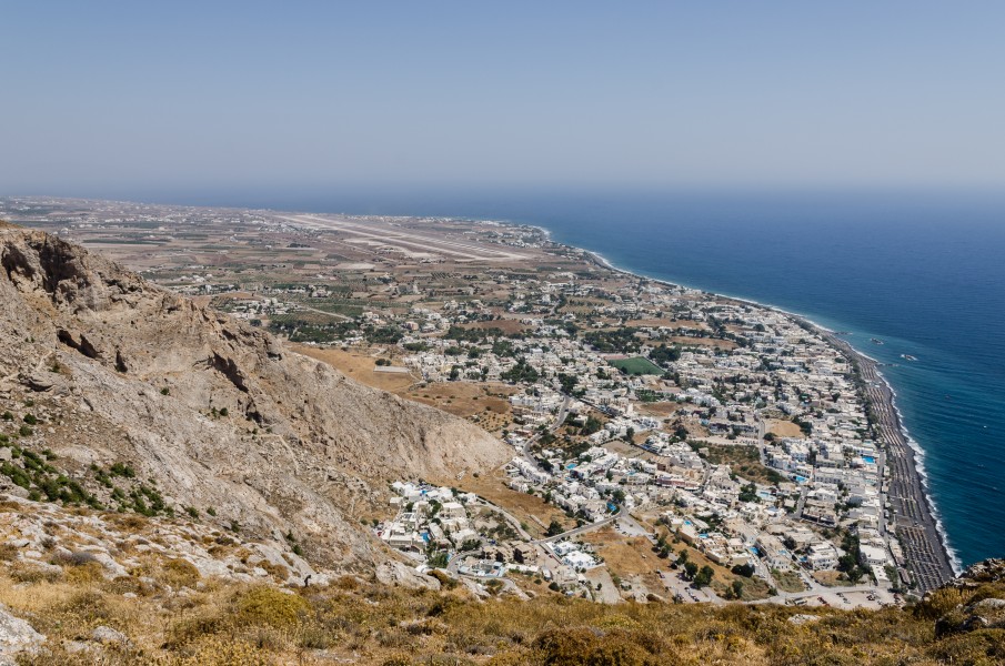 Kamari seen from ancient Thera - Santorini - Greece - 05
