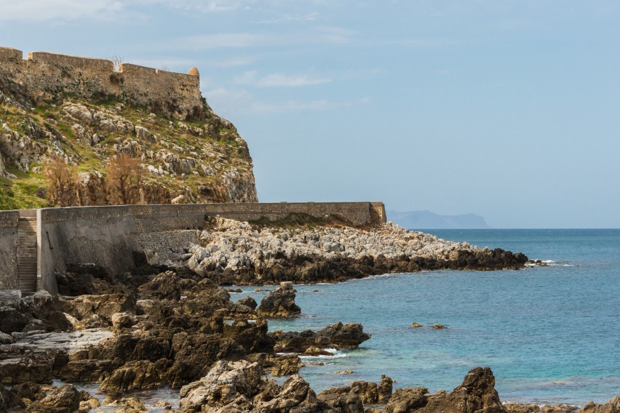 Rethymno cape fortress 1