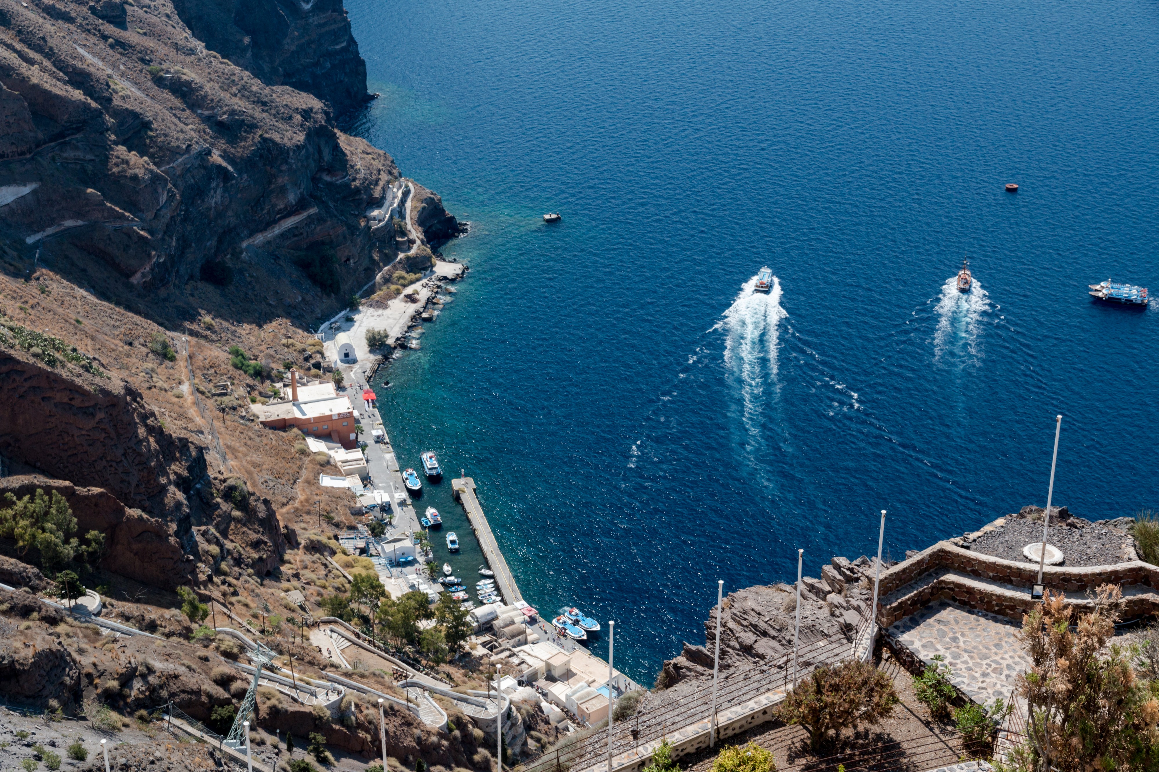Santorin (GR), Fira, Hafen -- 2017 -- 2622