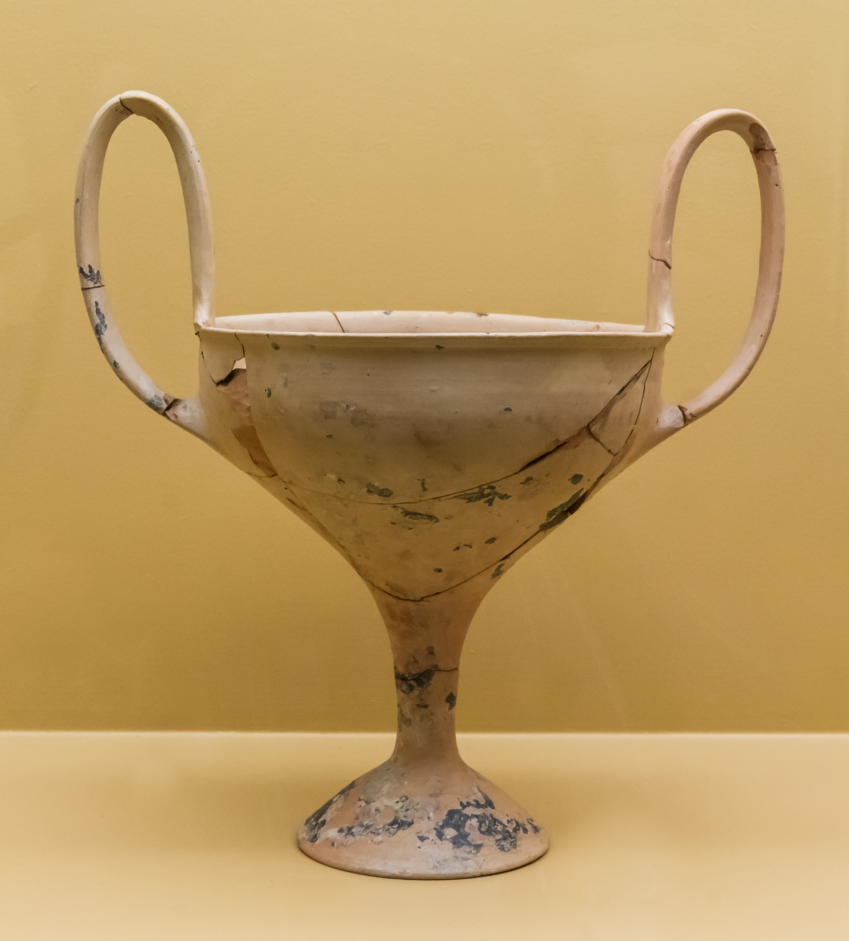 Tinned stemmed kylix 1400 BCE Agora Museum Athens
