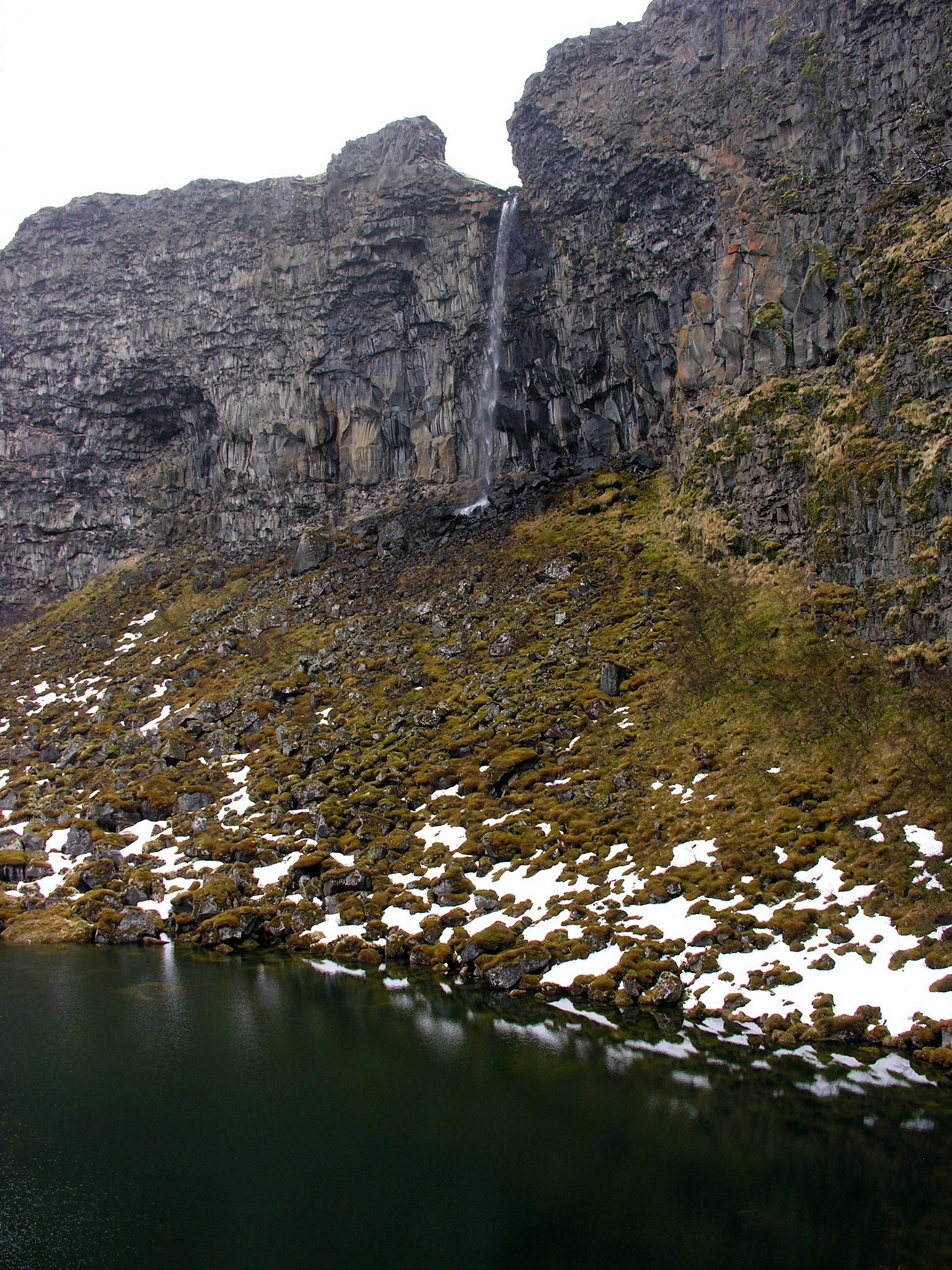 2008-05-20 13-40-27 Iceland Norðurland Eystra Skinnastaður