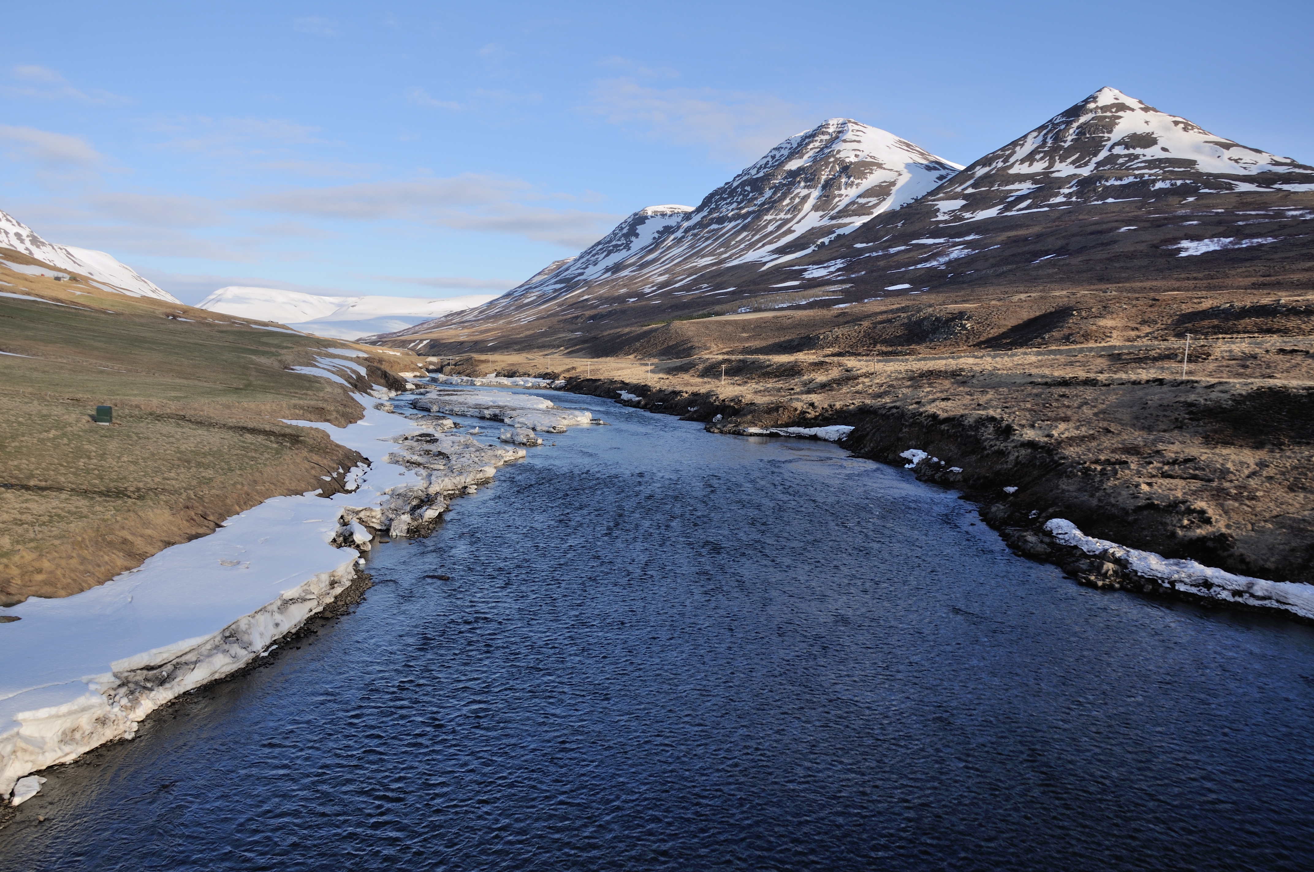 2014-04-28 19-32-02 Iceland - Grenivík Grenivík