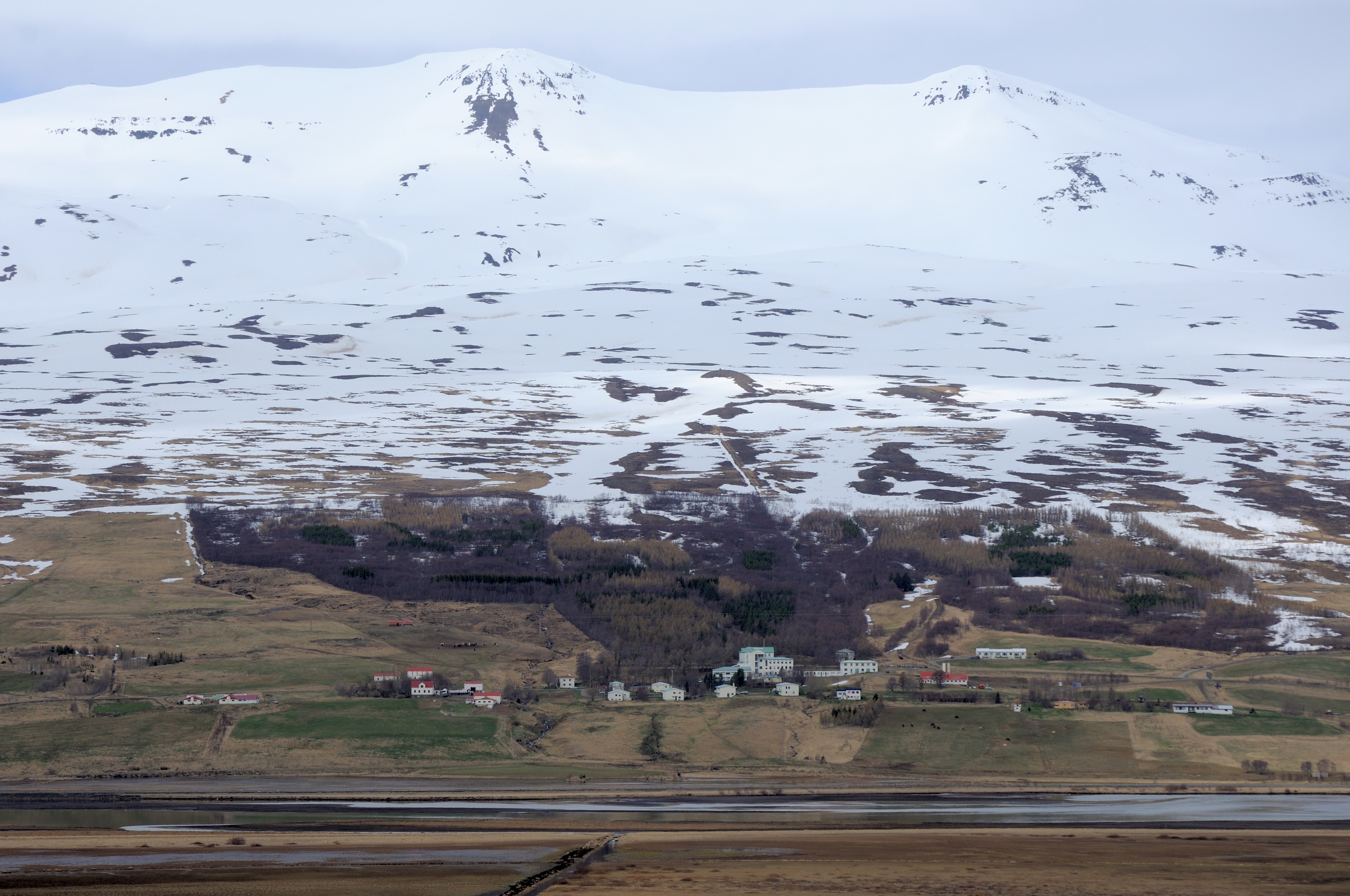 2014-04-30 11-17-09 Iceland - Akureyri Akureyri