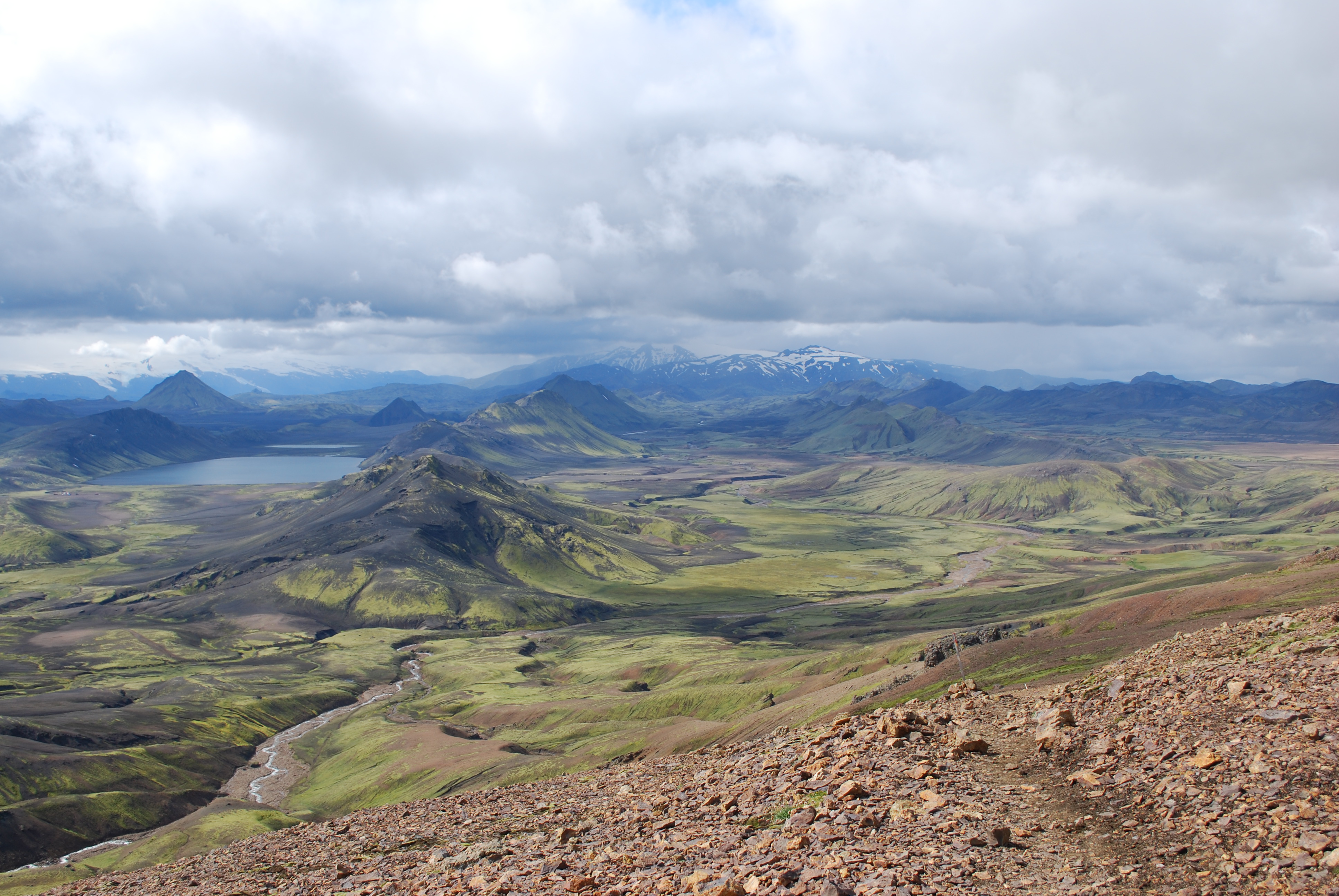 Álftavatn Lake in summer 2009 (6)