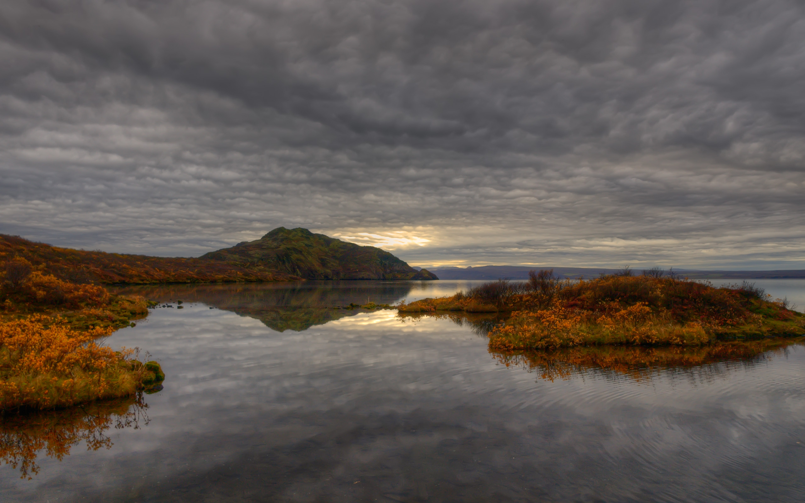 Autumn by the Lake (5066039744)