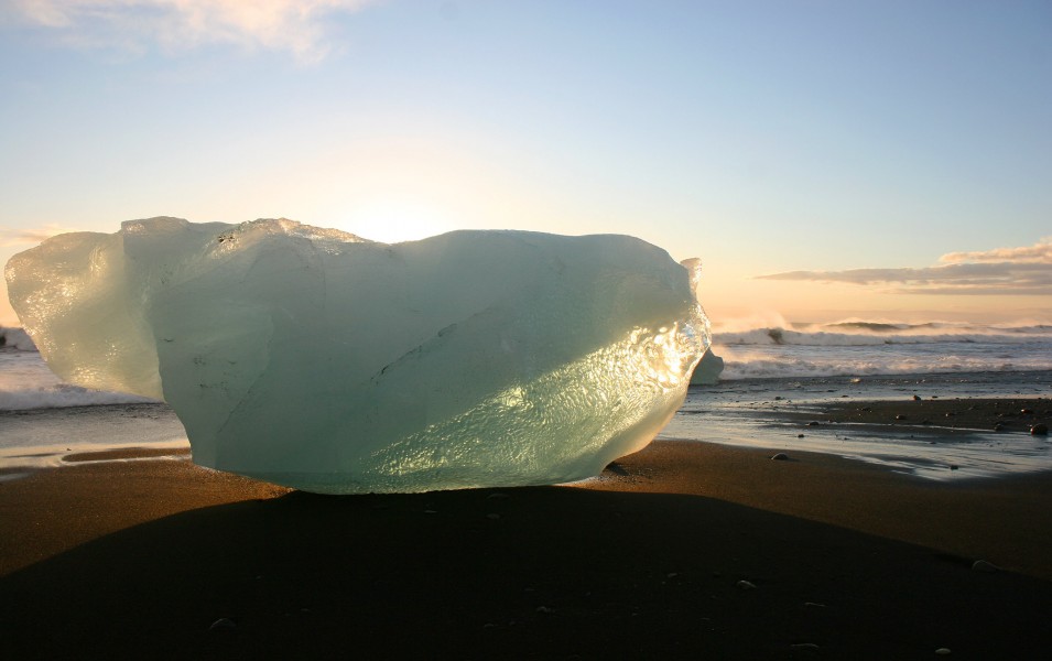 Glacial ice on the beach at Jökulsárlón