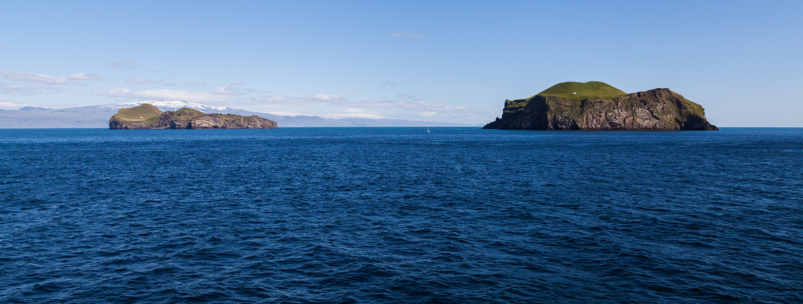 Islas Elliðaey y Bjarnarey, Islas Vestman, Suðurland, Islandia, 2014-08-17, DD 102
