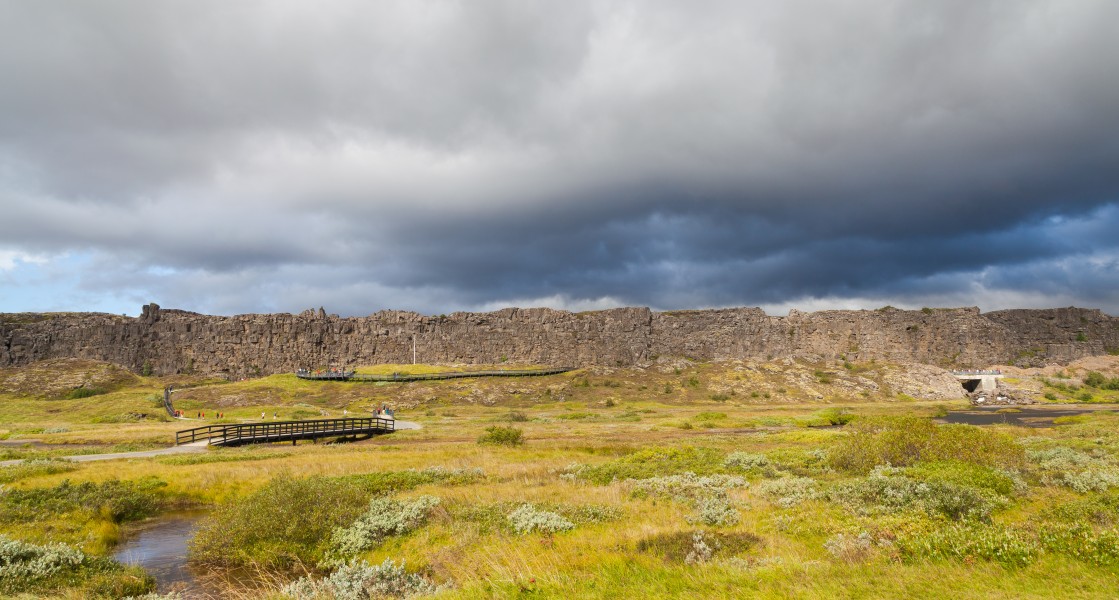 Roca de la Ley, Parque Nacional de Þingvellir, Suðurland, Islandia, 2014-08-16, DD 035
