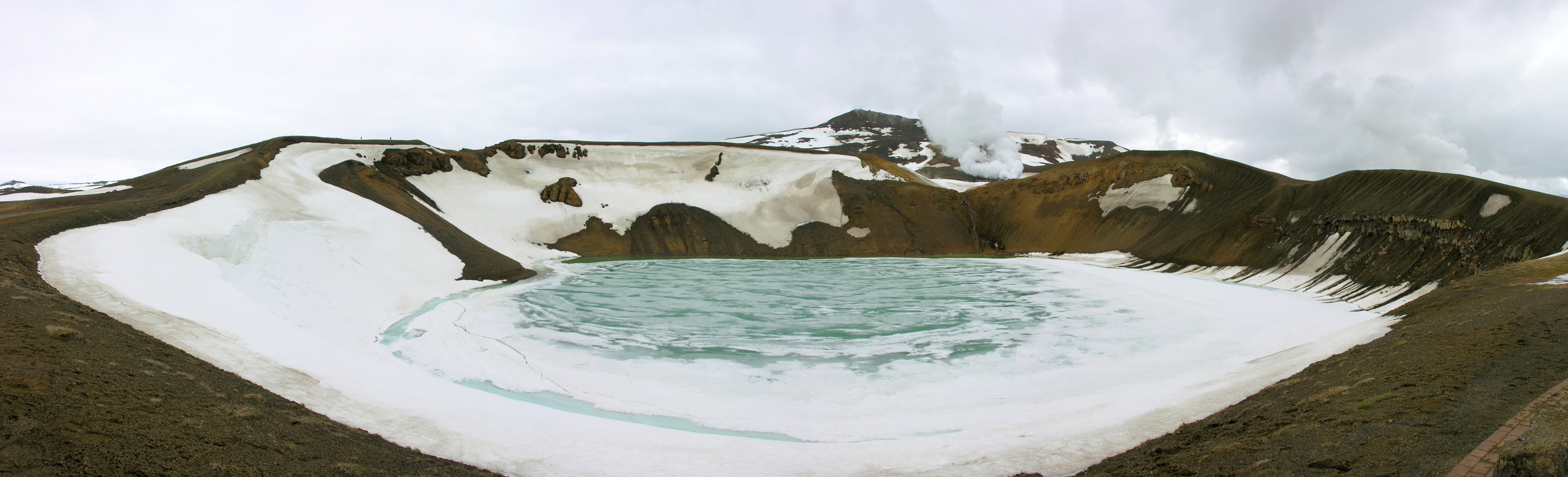 2008-05-19 03 Viti Crater