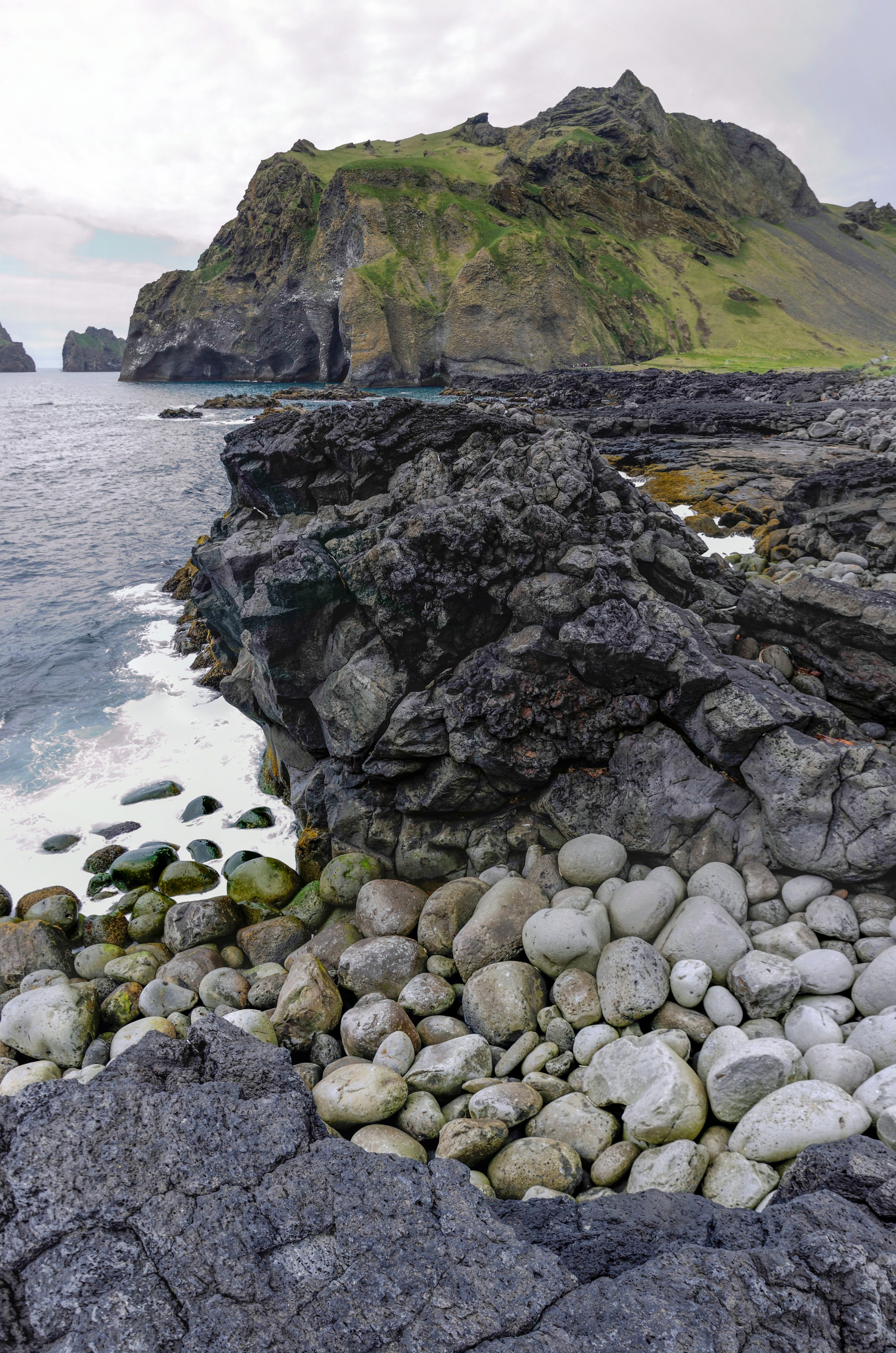 2016-06-15 14-15-28 9.2 Iceland - Vestmannaeyjum Vestmannaeyjar 4h 158°